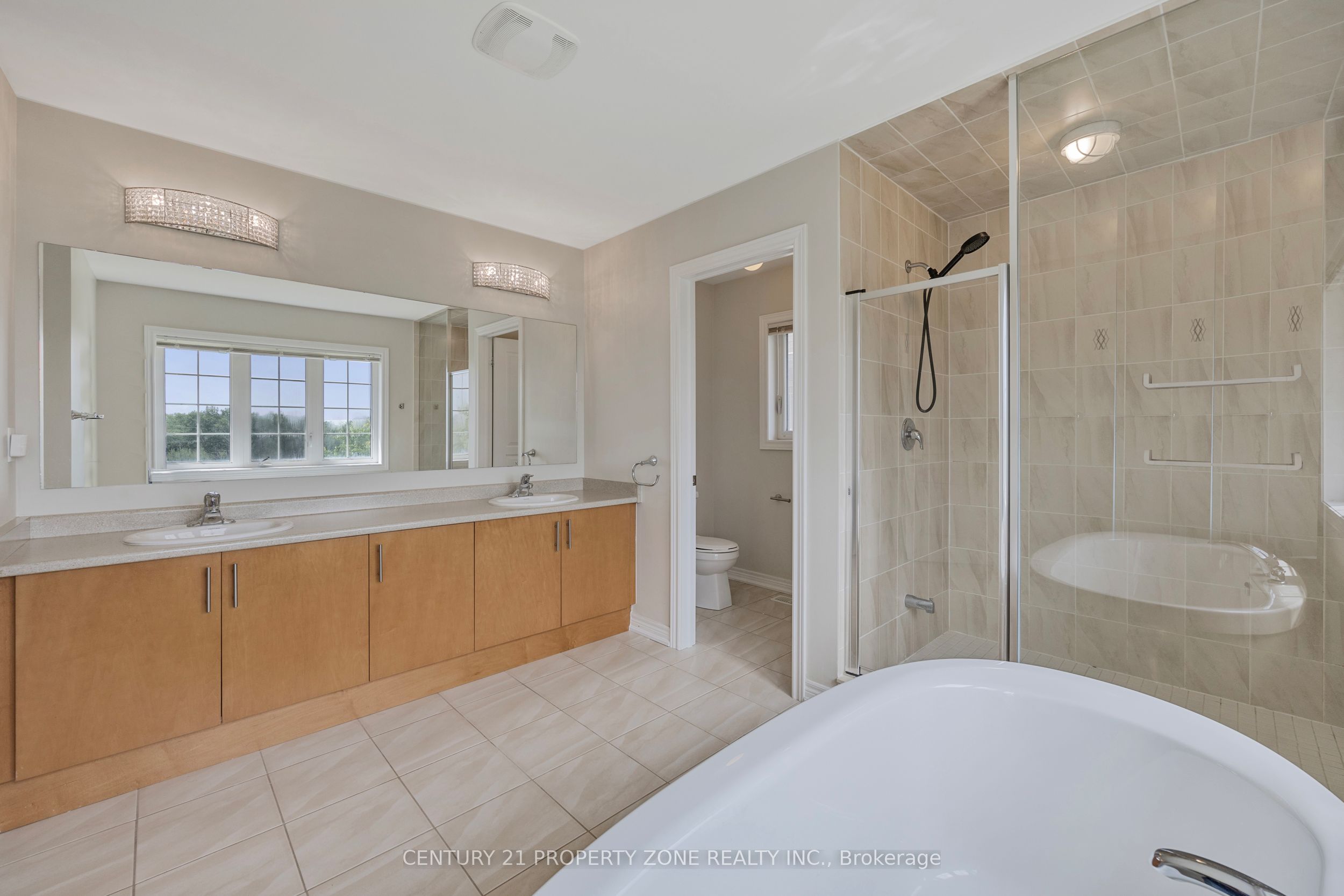 919 Green Street Property Photo 27