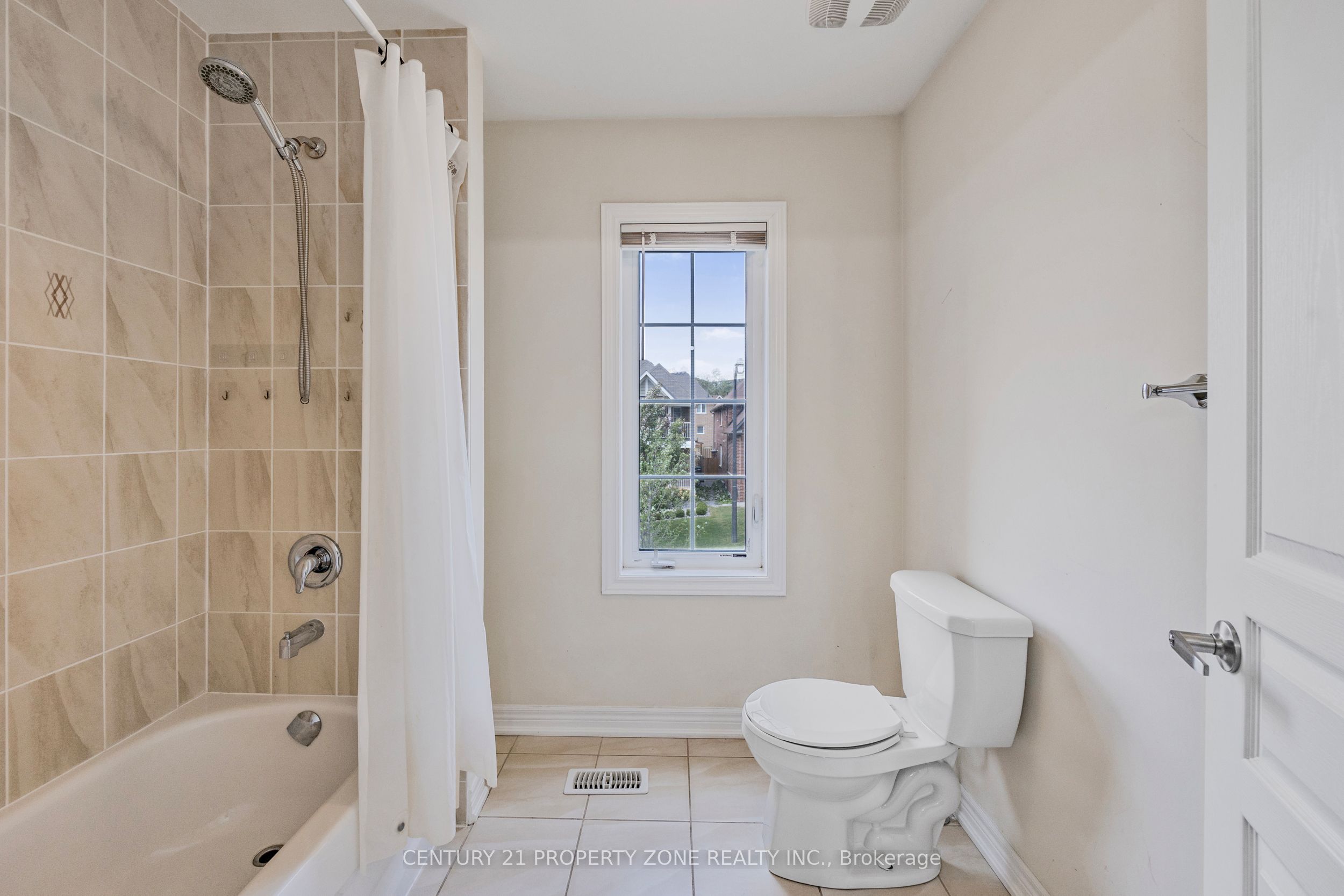 919 Green Street Property Photo 32