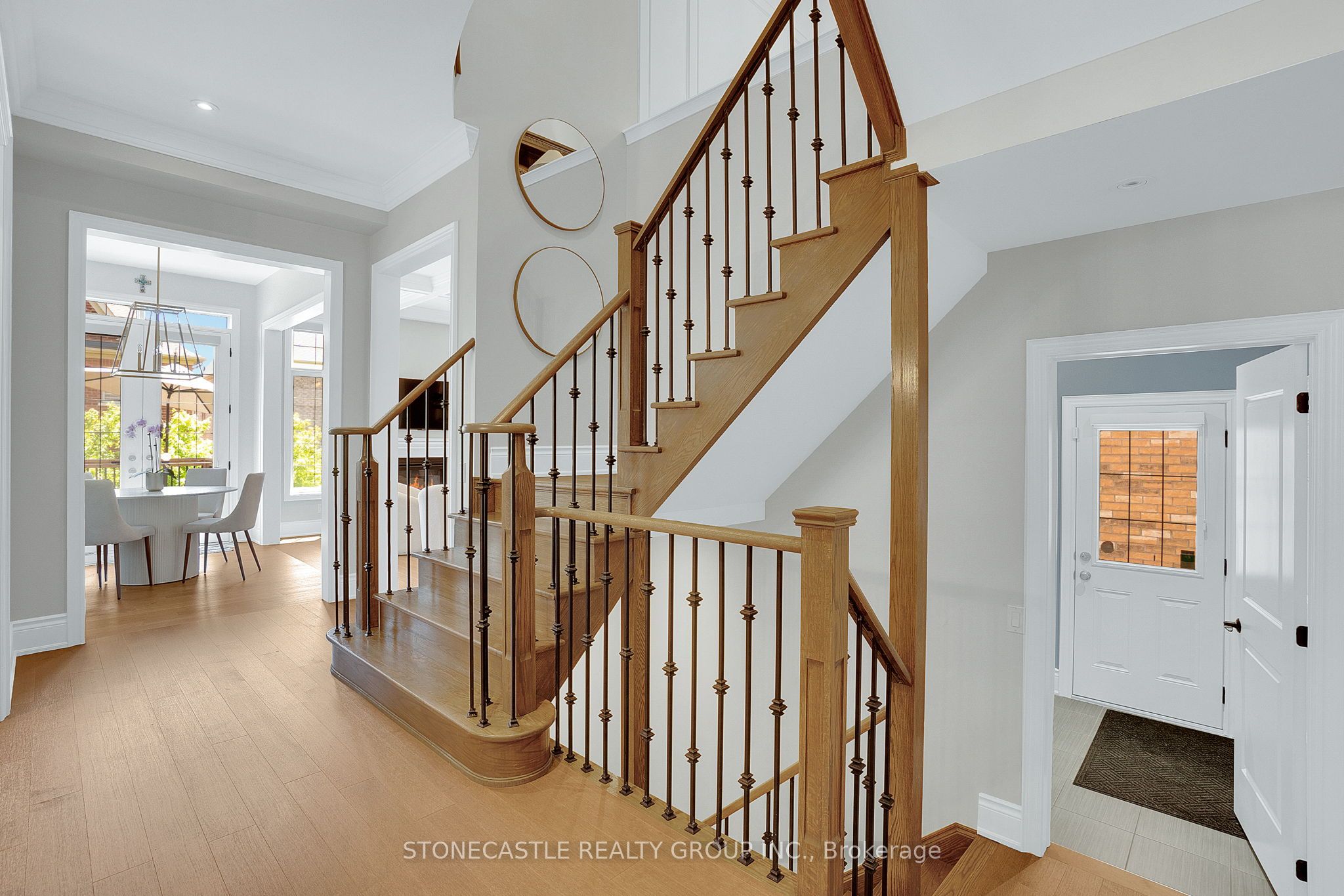 27 Mower Ave Property Photo 6