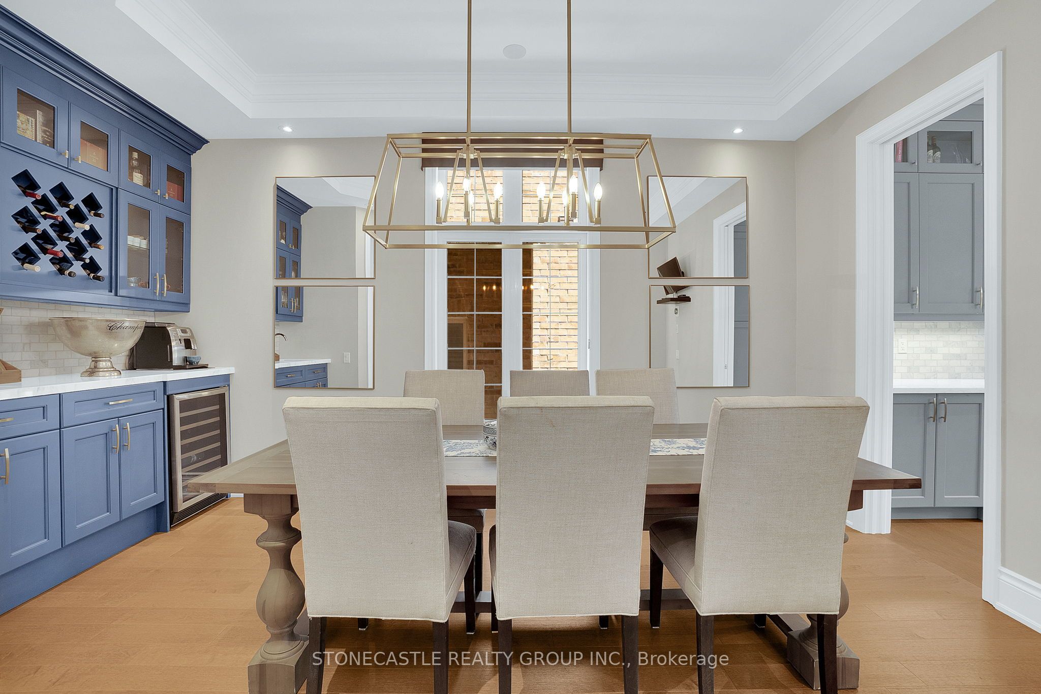 27 Mower Ave Property Photo 7