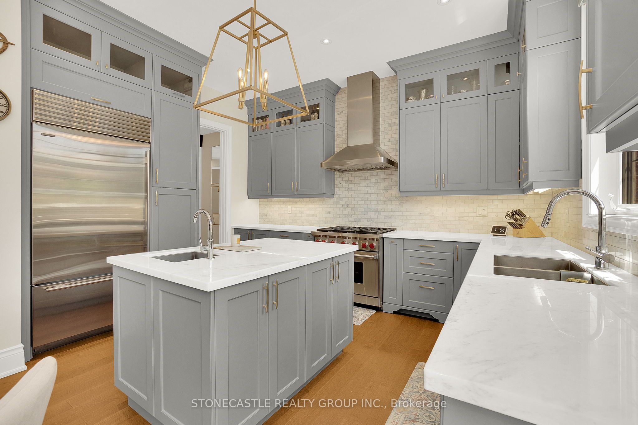 27 Mower Ave Property Photo 11