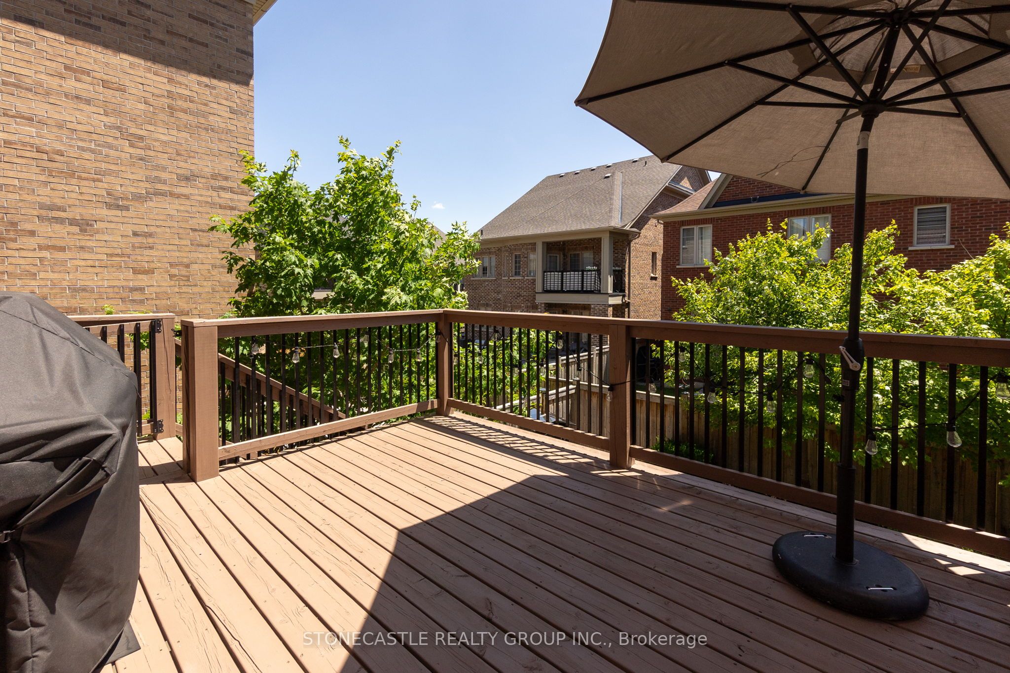 27 Mower Ave Property Photo 31