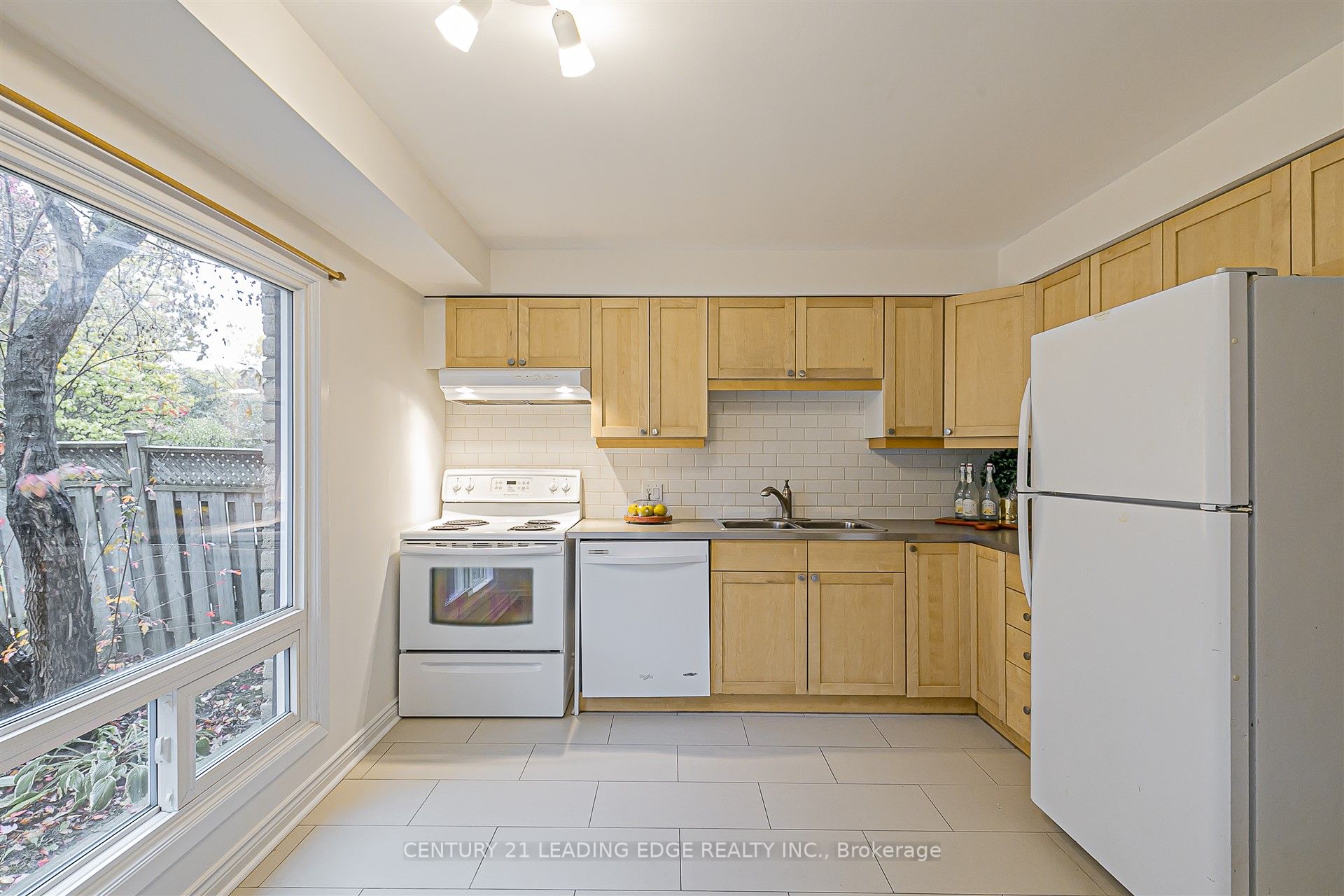 65 Karma Rd Property Photo 15