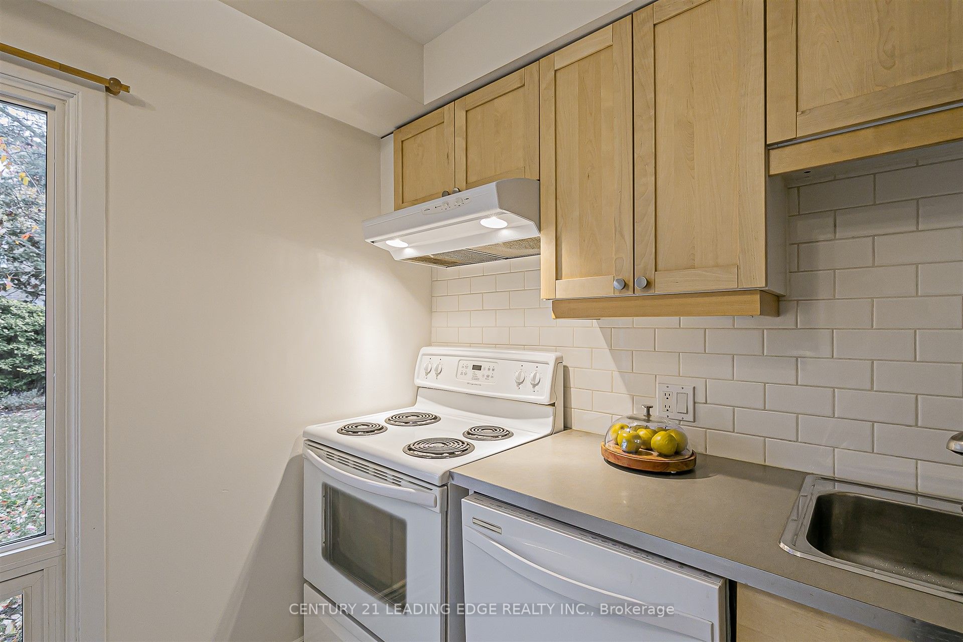 65 Karma Rd Property Photo 16