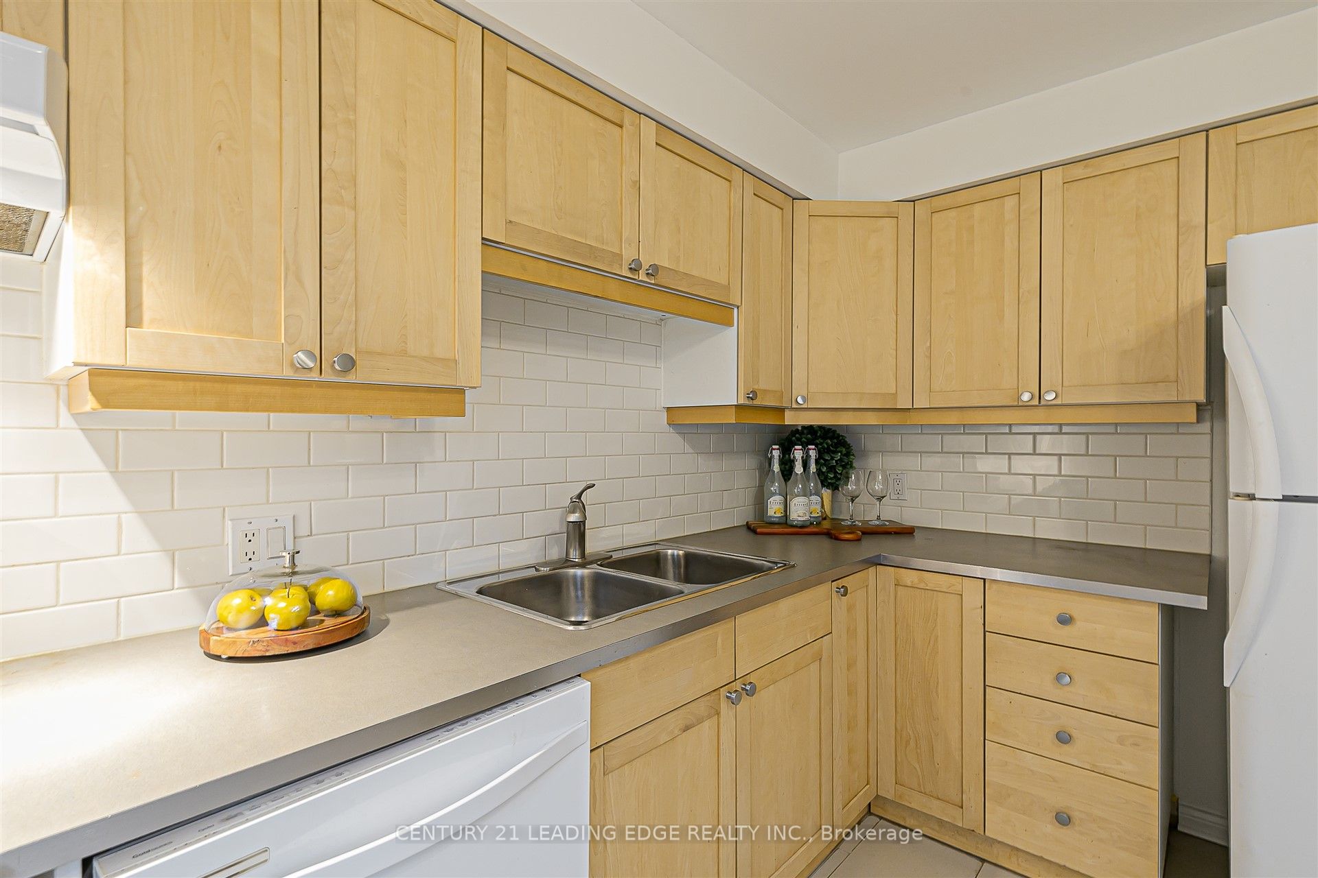 65 Karma Rd Property Photo 17