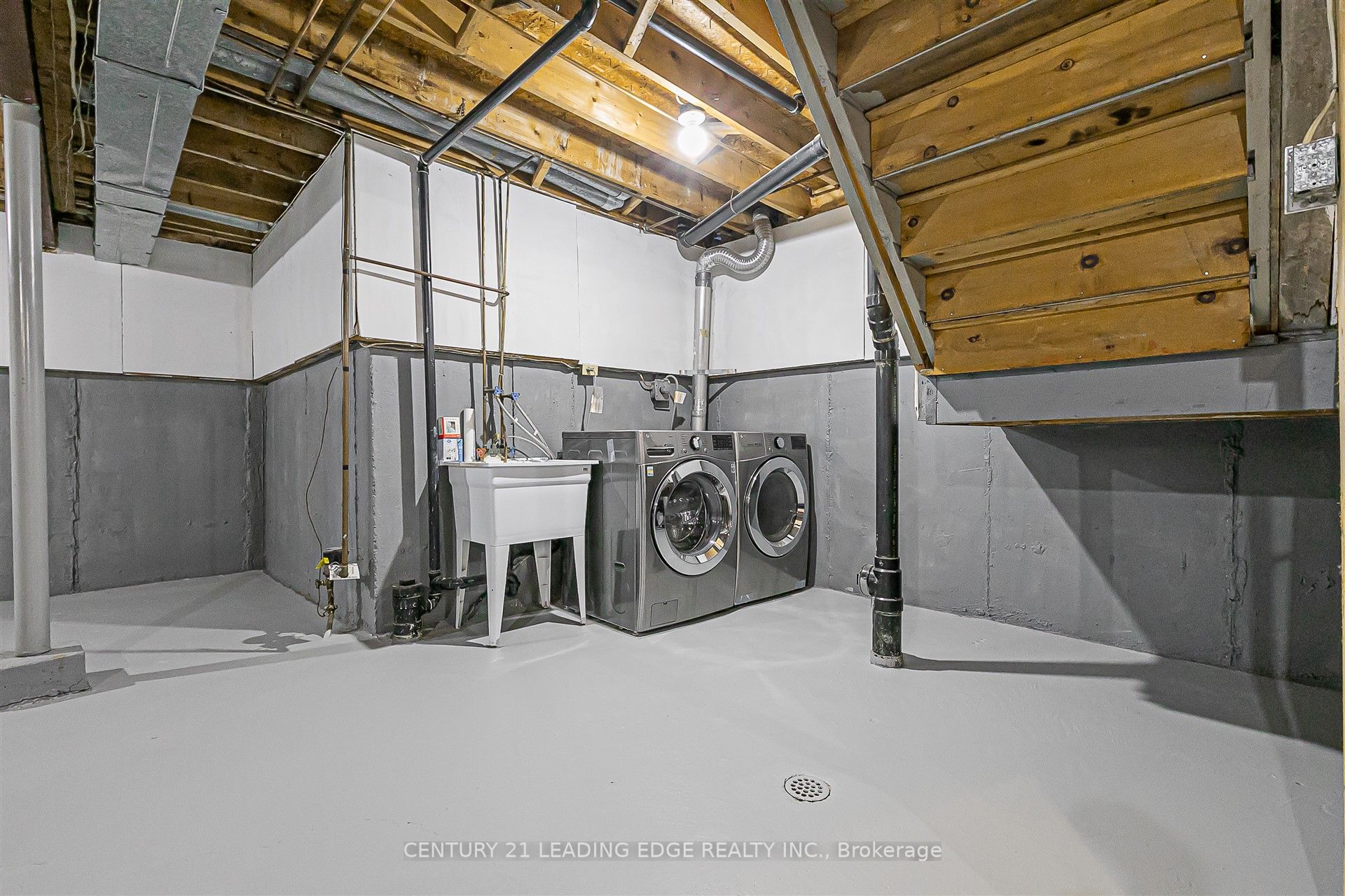 65 Karma Rd Property Photo 40