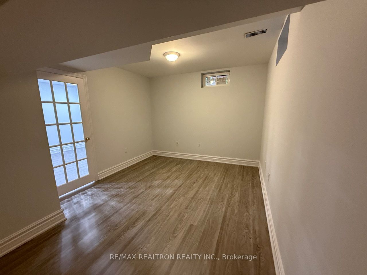 206 Corner Ridge Road Basement Unit 2 Property Photo 8