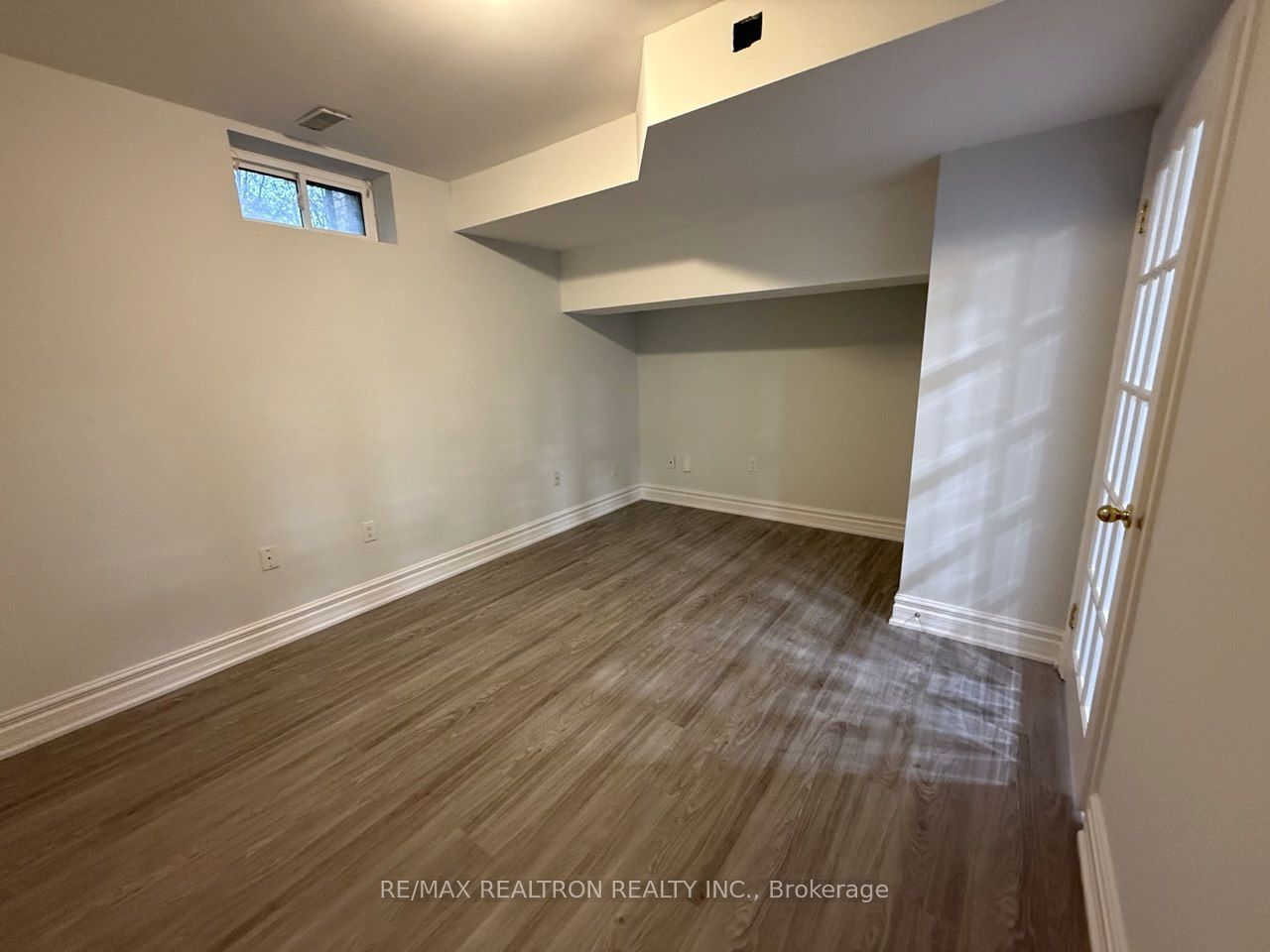 206 Corner Ridge Road Basement Unit 2 Property Photo 9