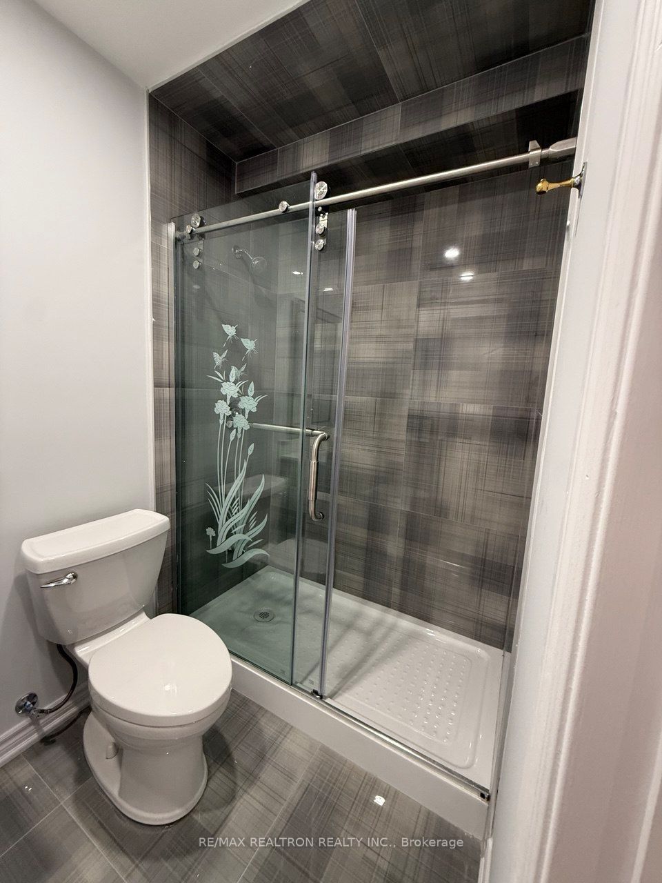 206 Corner Ridge Road Basement Unit 2 Property Photo 11