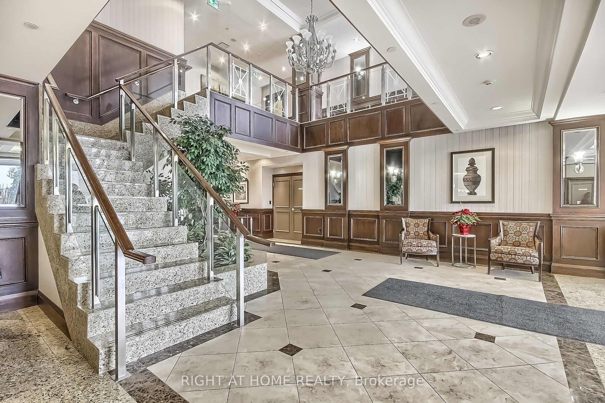 7 N Park Rd Property Photo 6