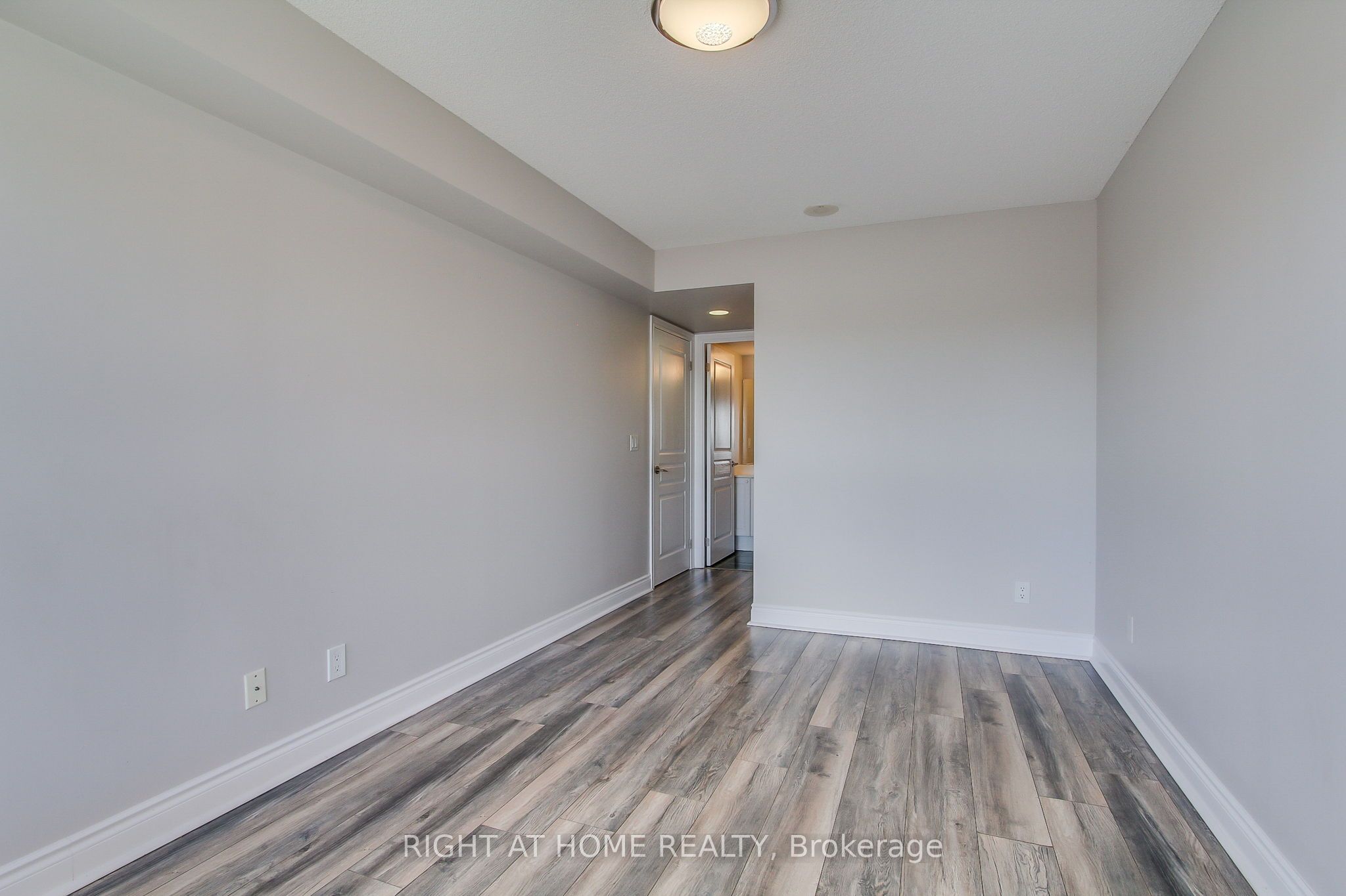 7 N Park Rd Property Photo 27