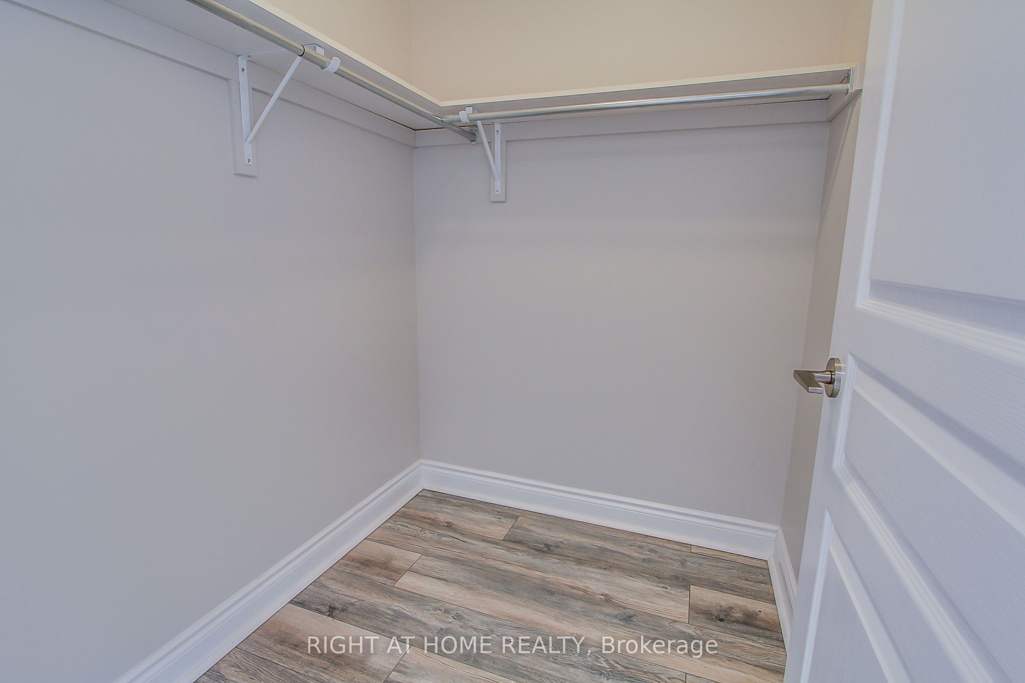 7 N Park Rd Property Photo 28