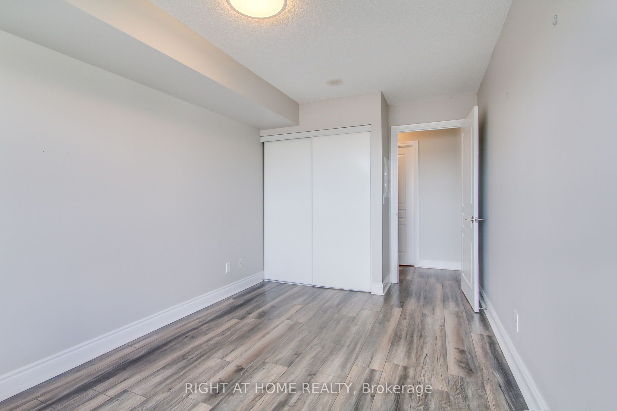 7 N Park Rd Property Photo 33