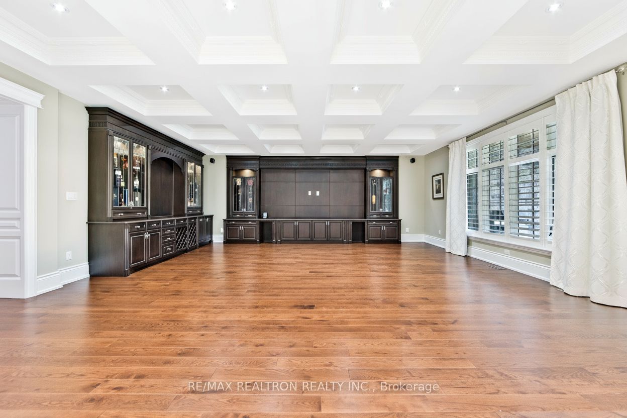 138 Centre Street Property Photo 30