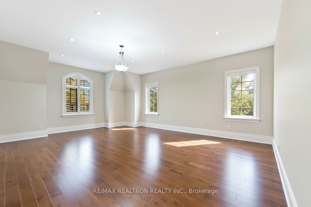 138 Centre Street Property Photo 38