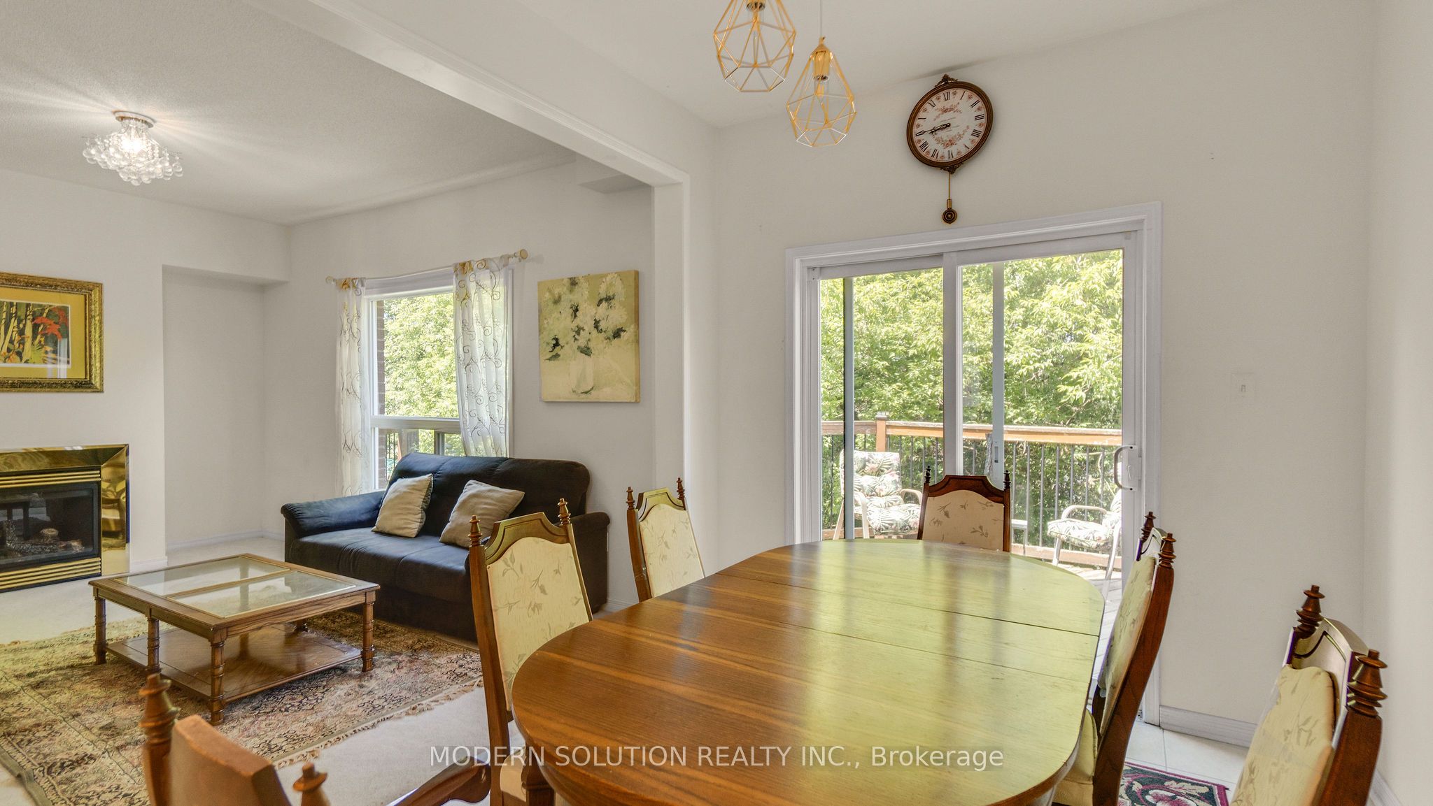 86 Lebovic Drive Property Photo 13