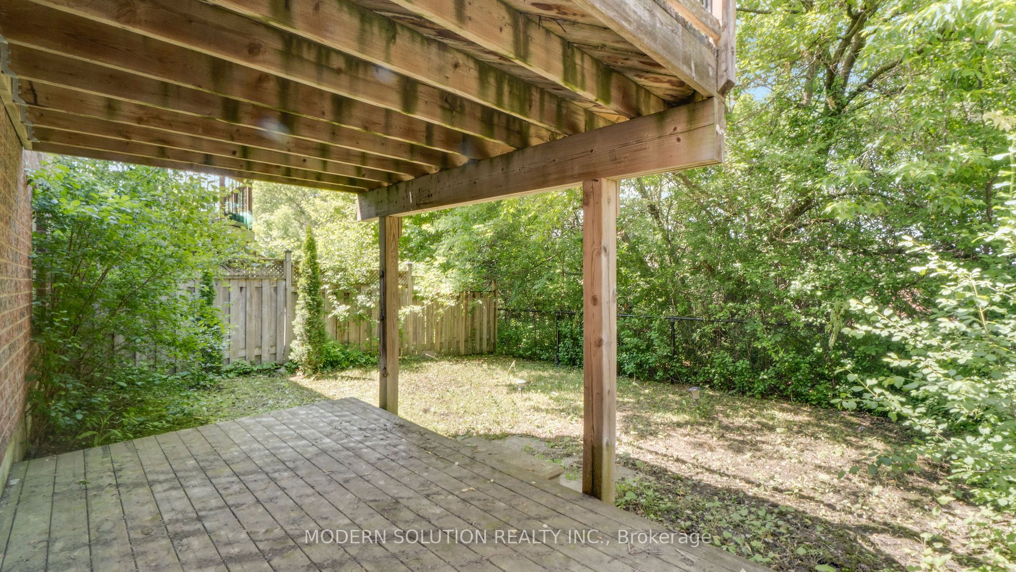 86 Lebovic Drive Property Photo 34