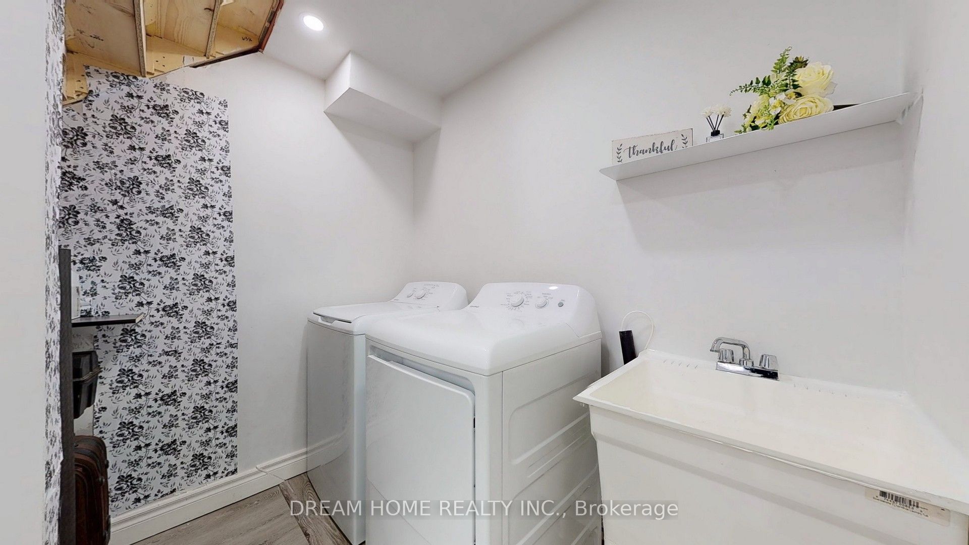 134 Frederick Wilson Ave Property Photo 36