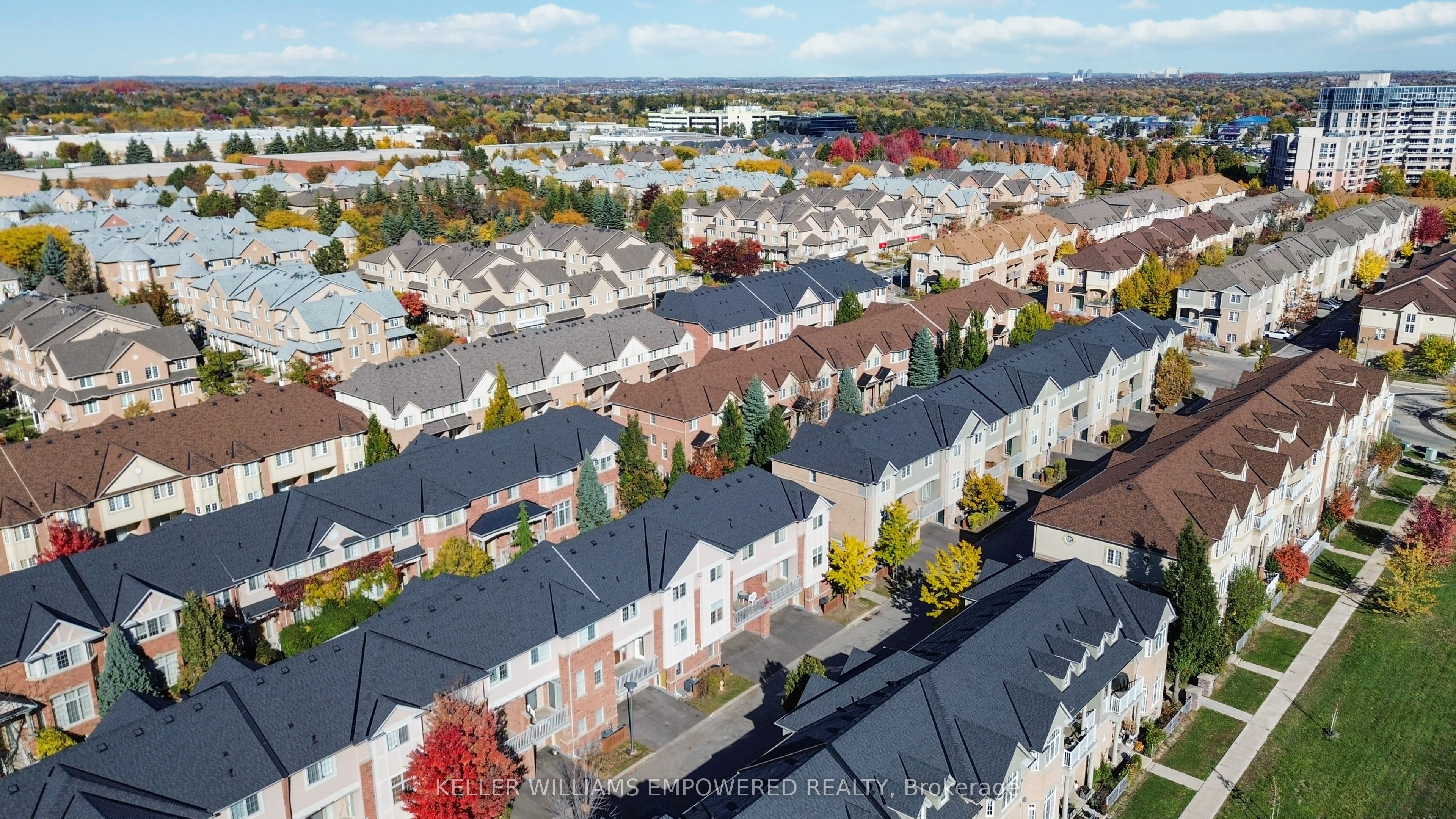 109 Legends Way Property Photo 3