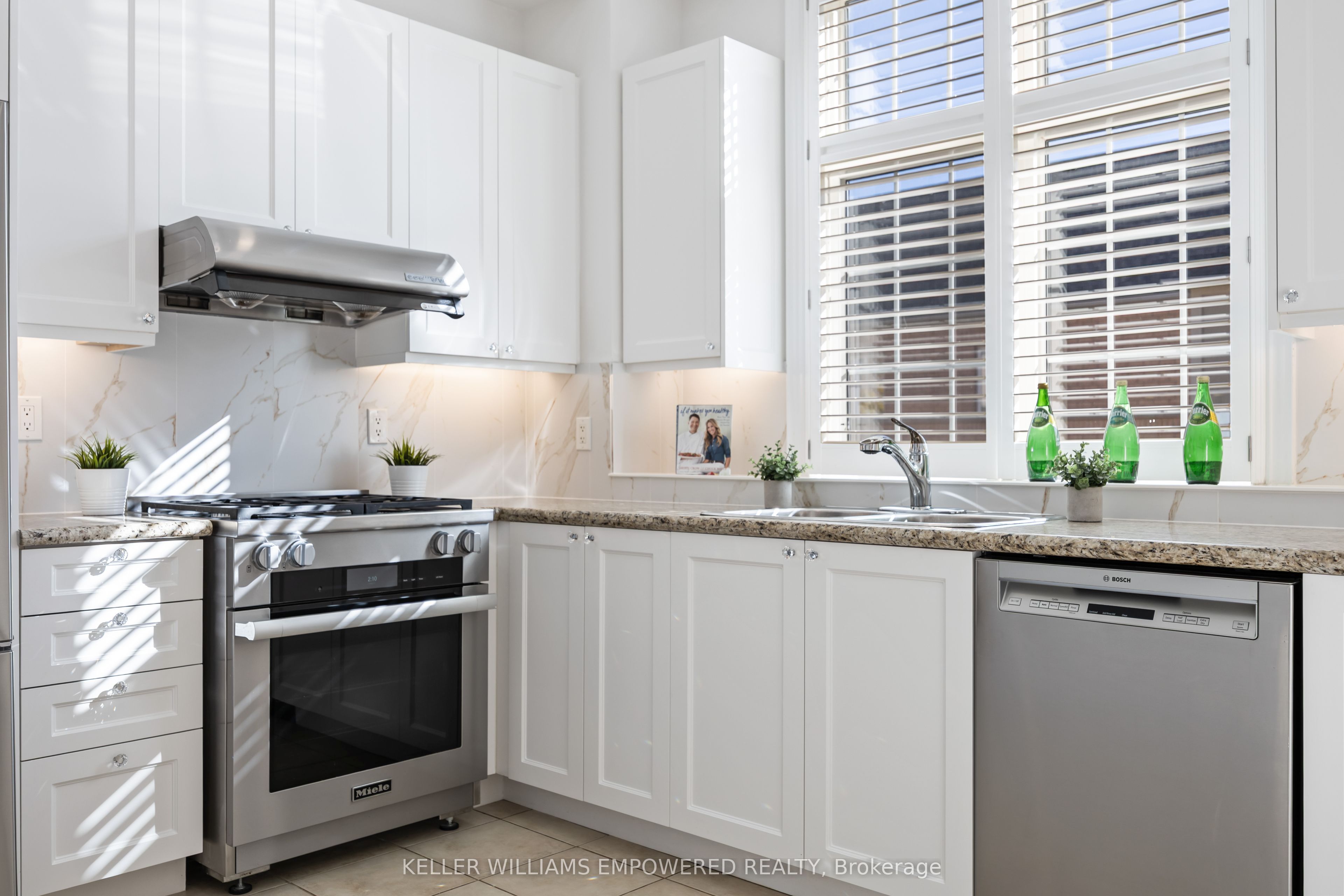 109 Legends Way Property Photo 17