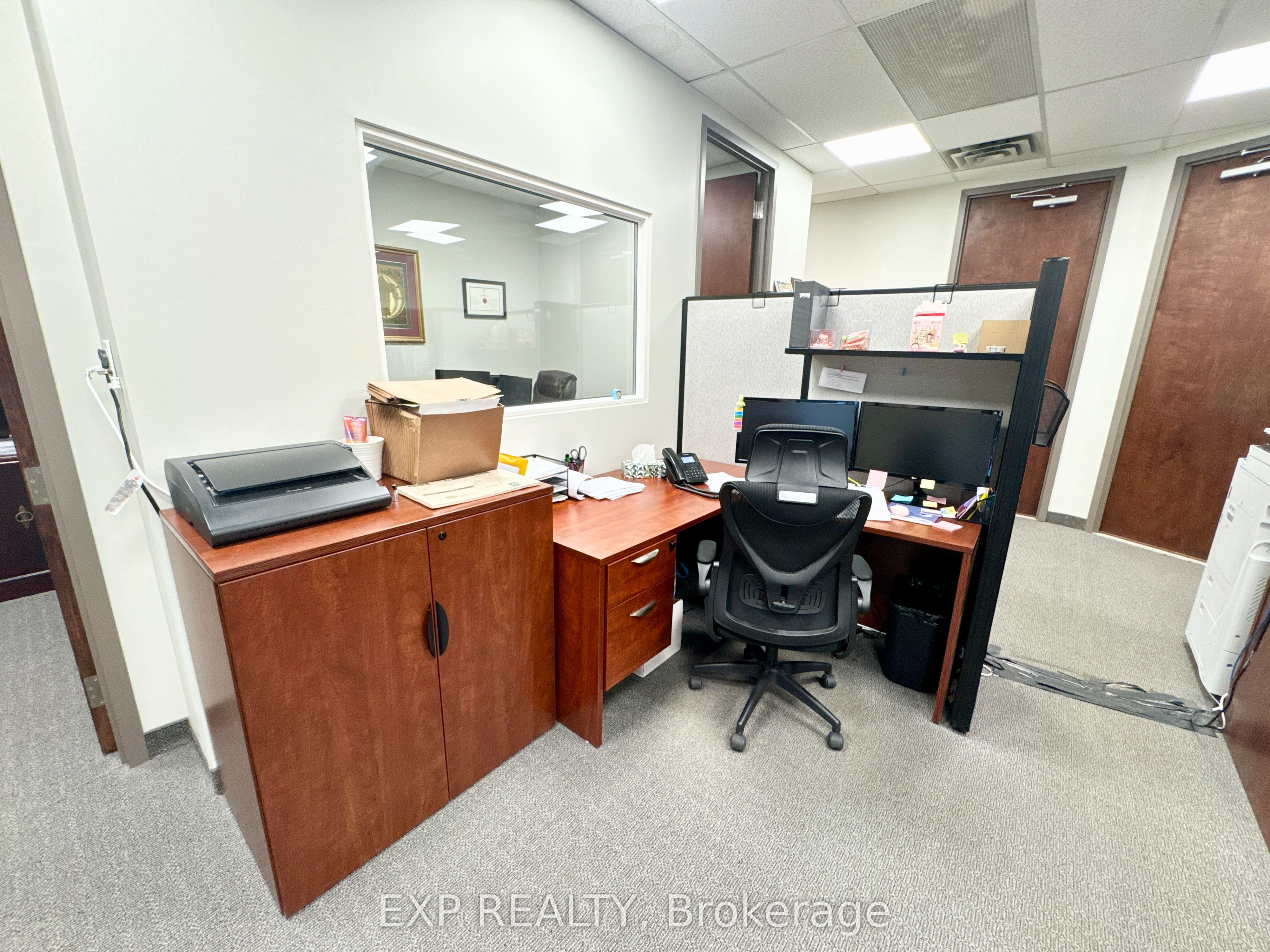 15 Wertheim Ct Property Photo 6