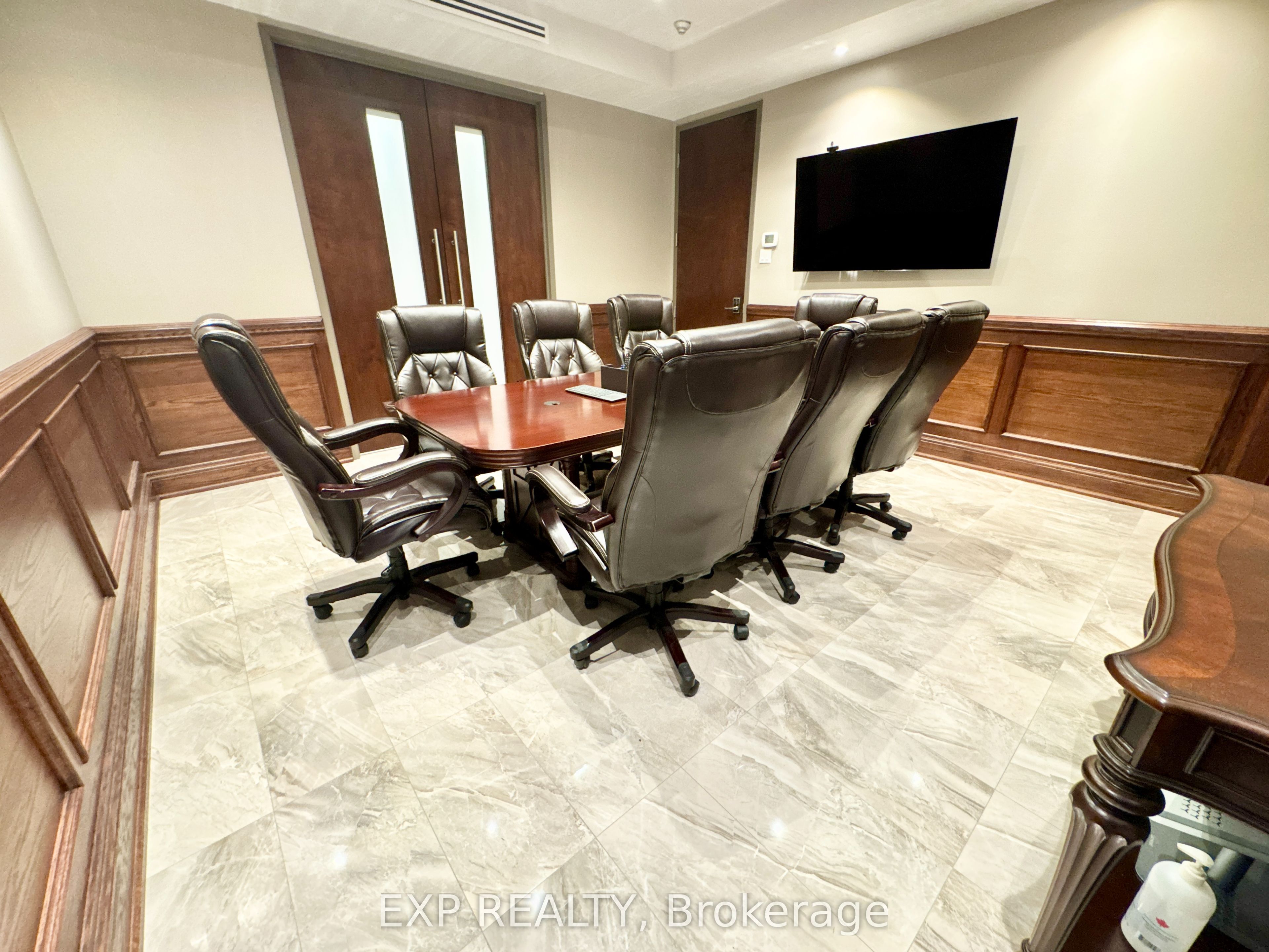 15 Wertheim Ct Property Photo 10