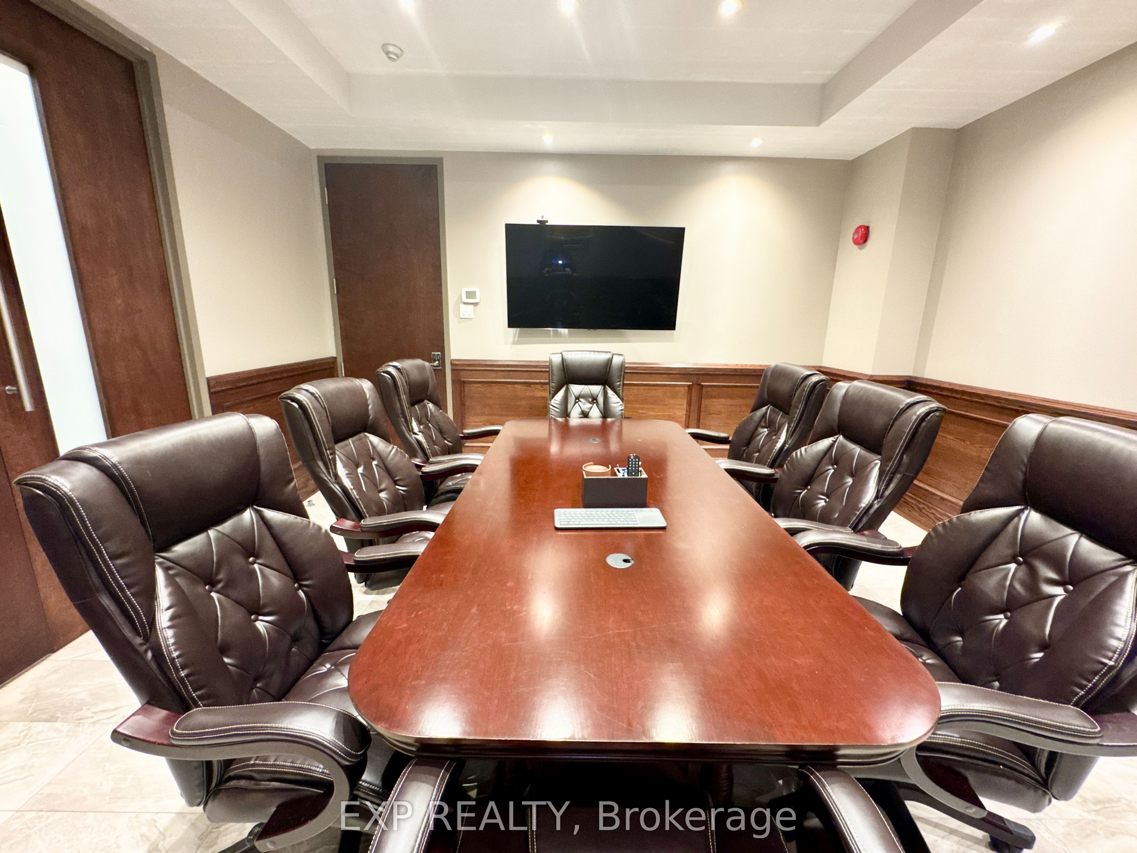 15 Wertheim Ct Property Photo 12