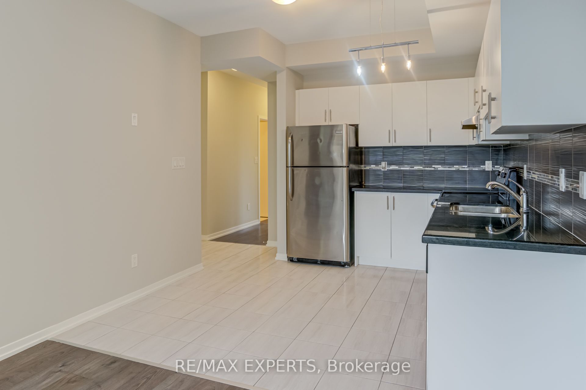 26 Bruce St Property Photo 19