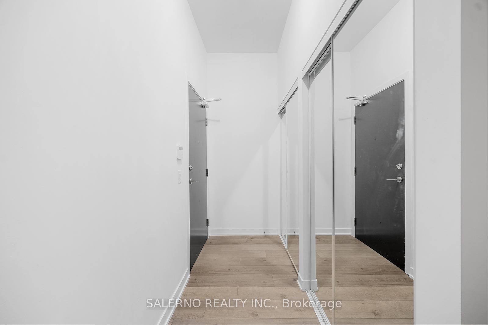 10 Honeycrisp Cres Property Photo 3