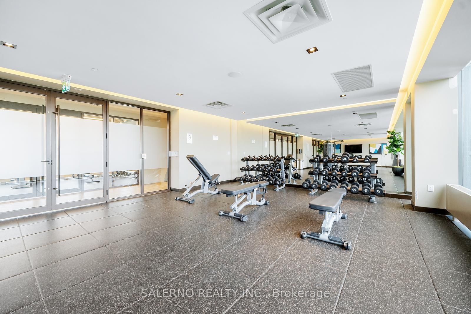 10 Honeycrisp Cres Property Photo 21