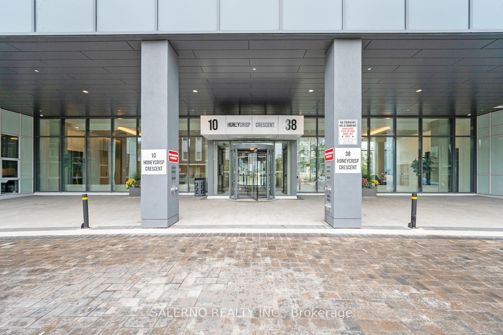 10 Honeycrisp Cres Property Photo 24