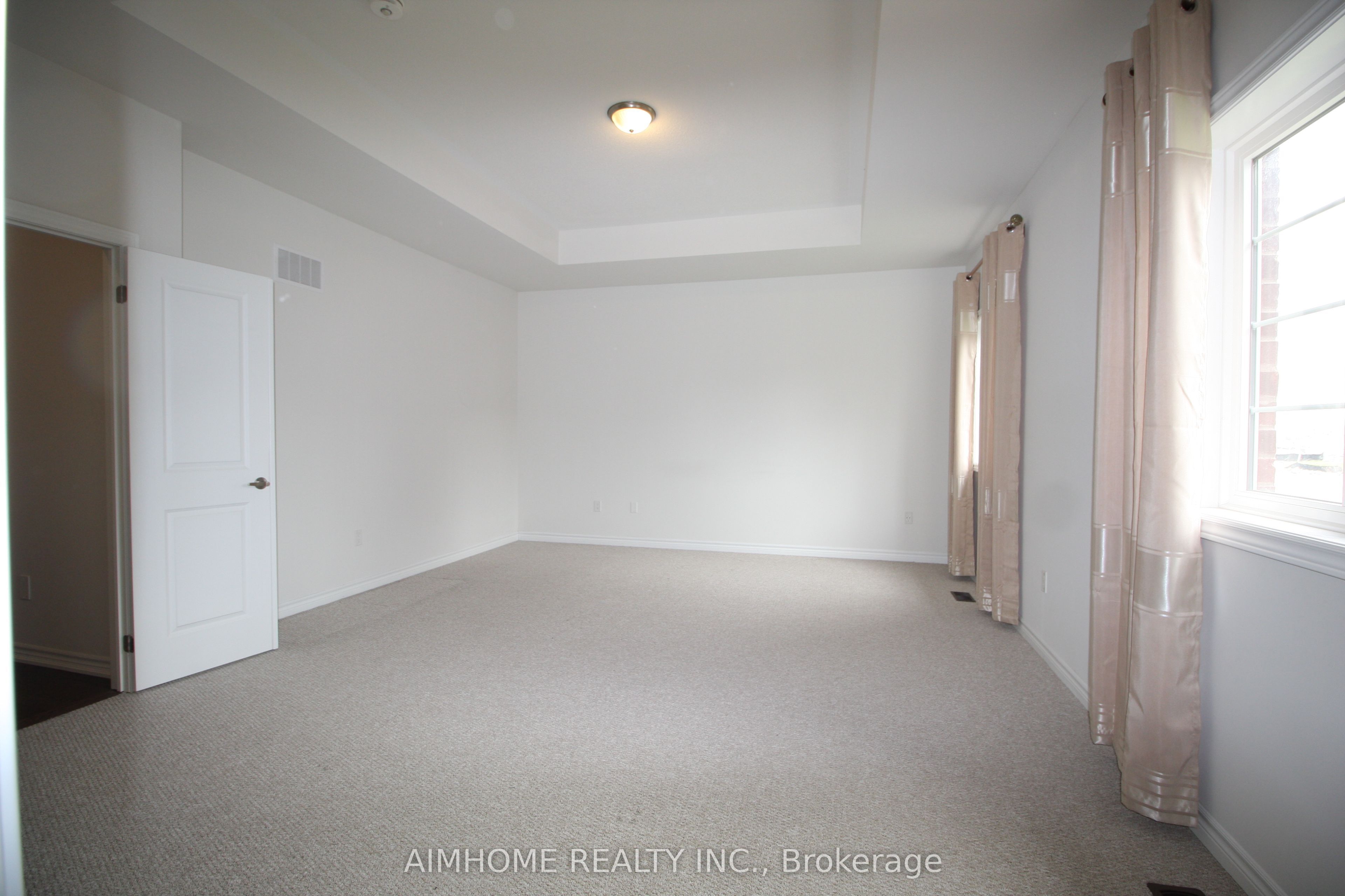 79 Mitchell Place Property Photo 12