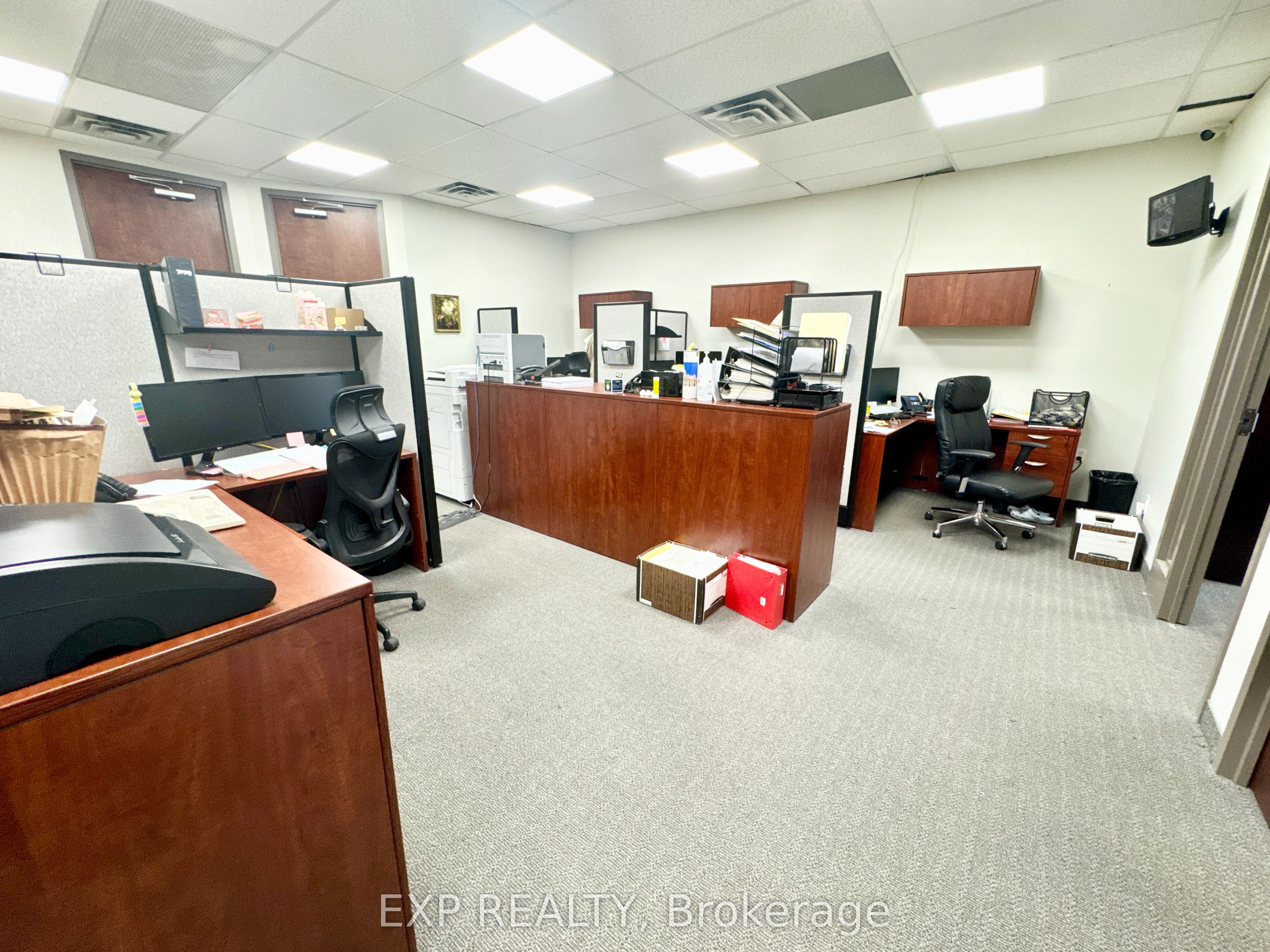 15 Wertheim Ct Property Photo 10