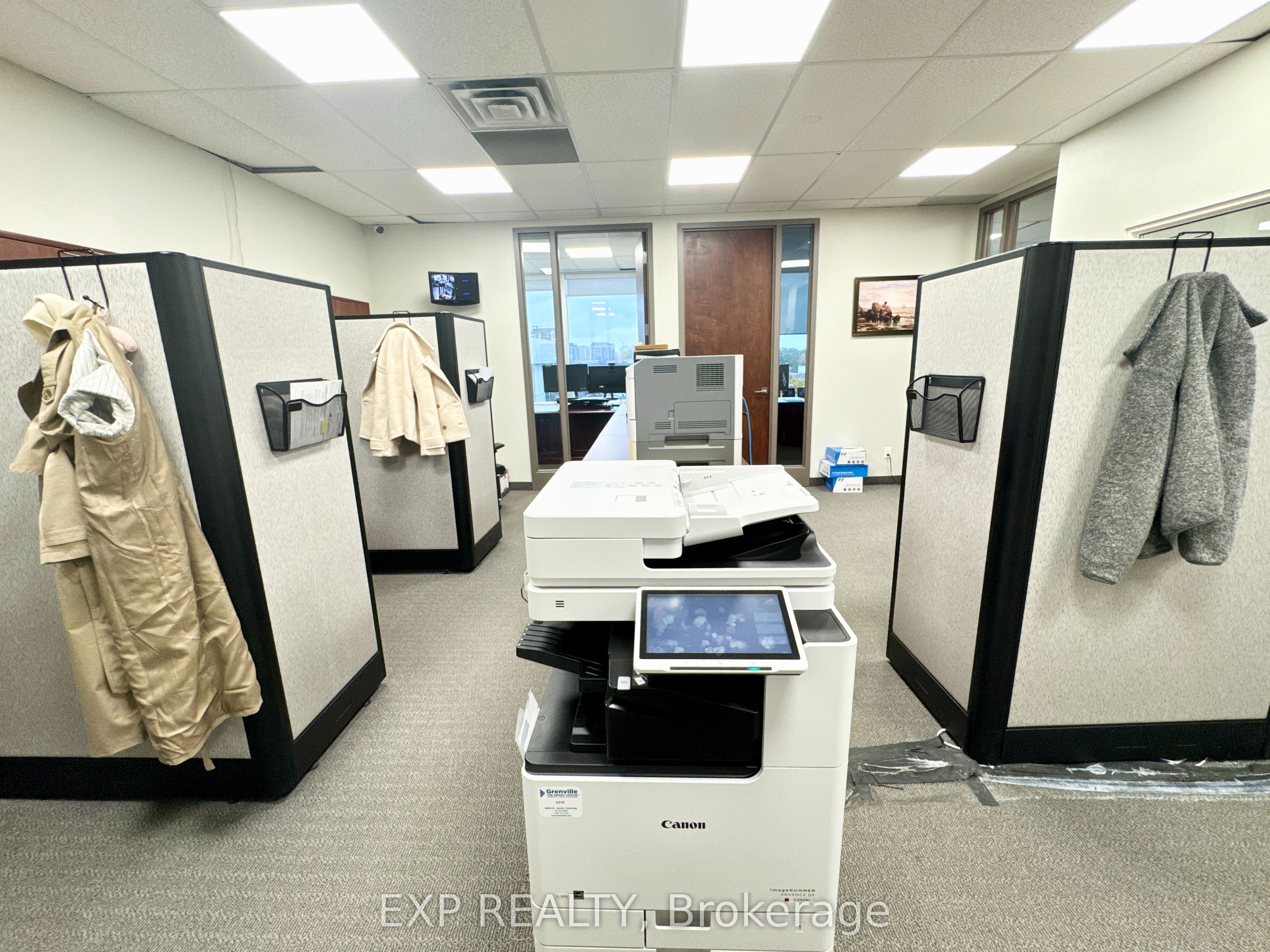 15 Wertheim Ct Property Photo 16