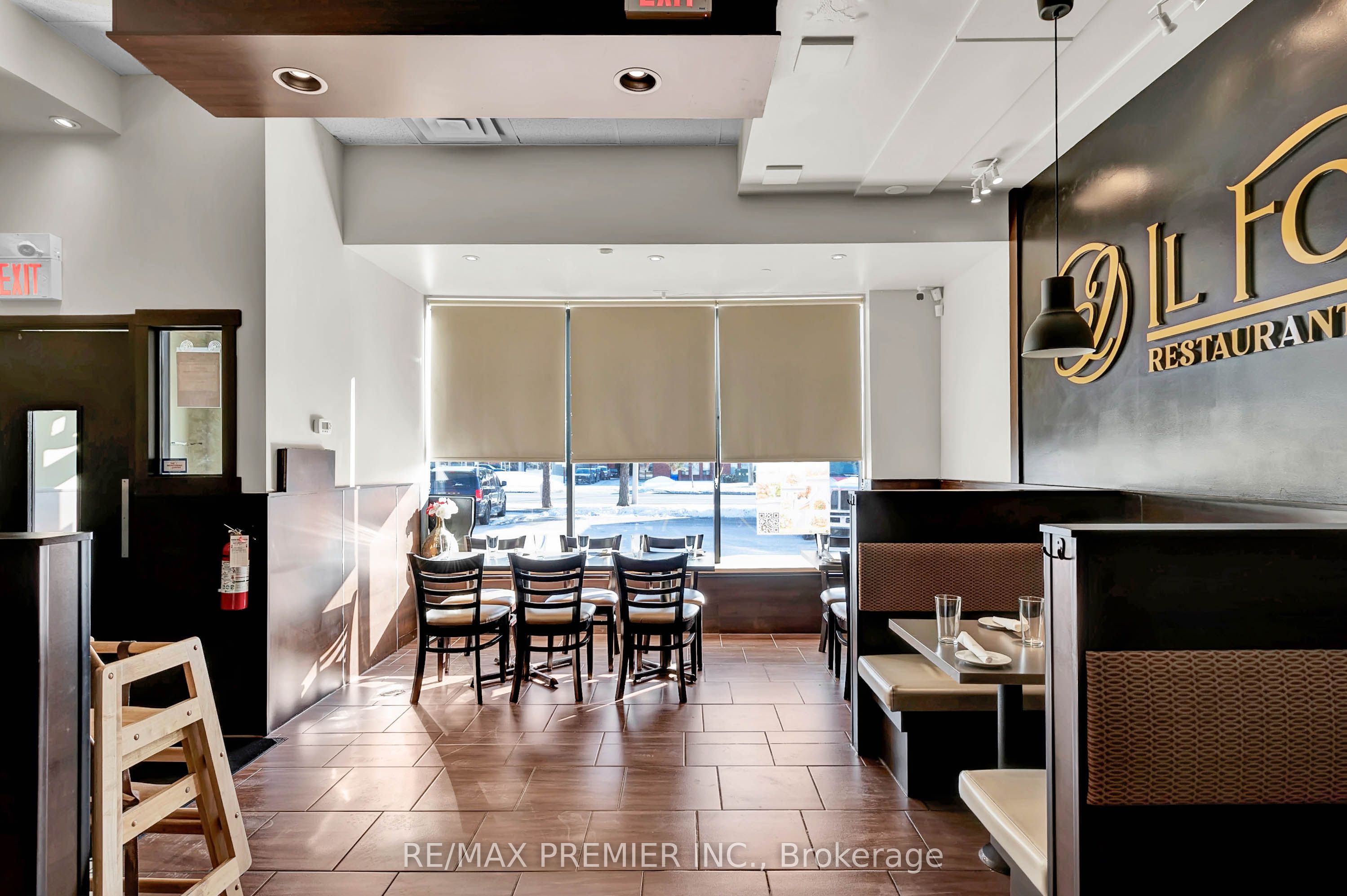 4000 Steeles Ave W Property Photo 7