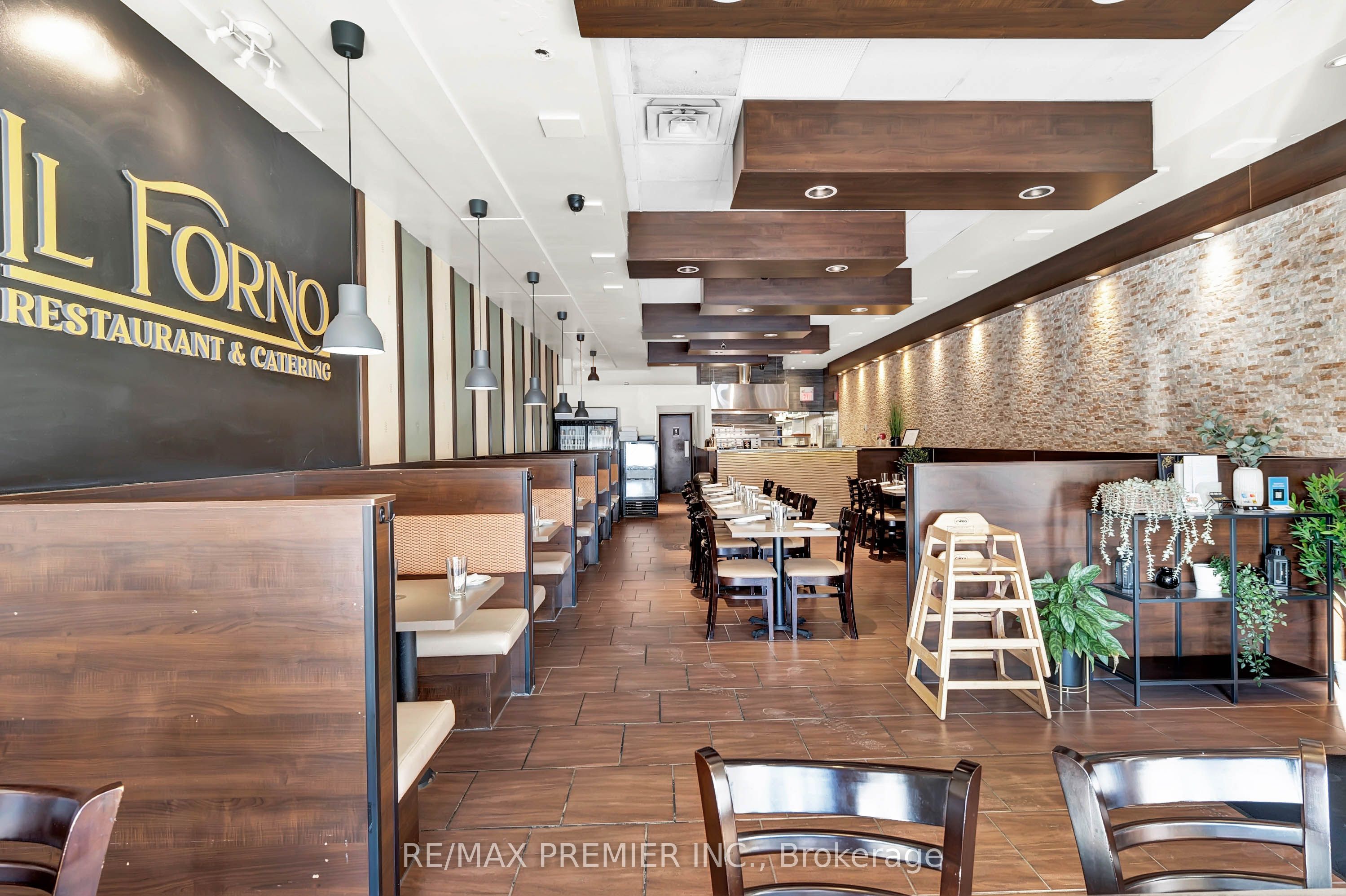 4000 Steeles Ave W Property Photo 8