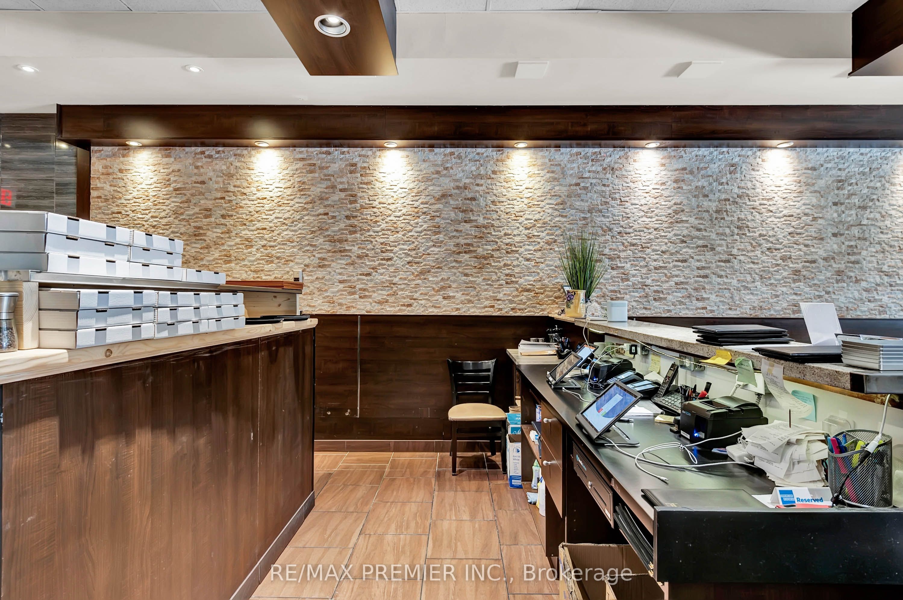 4000 Steeles Ave W Property Photo 15