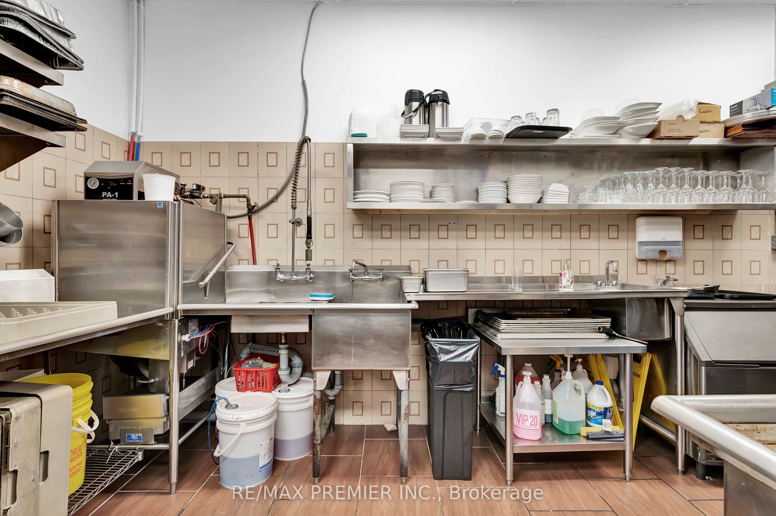 4000 Steeles Ave W Property Photo 20