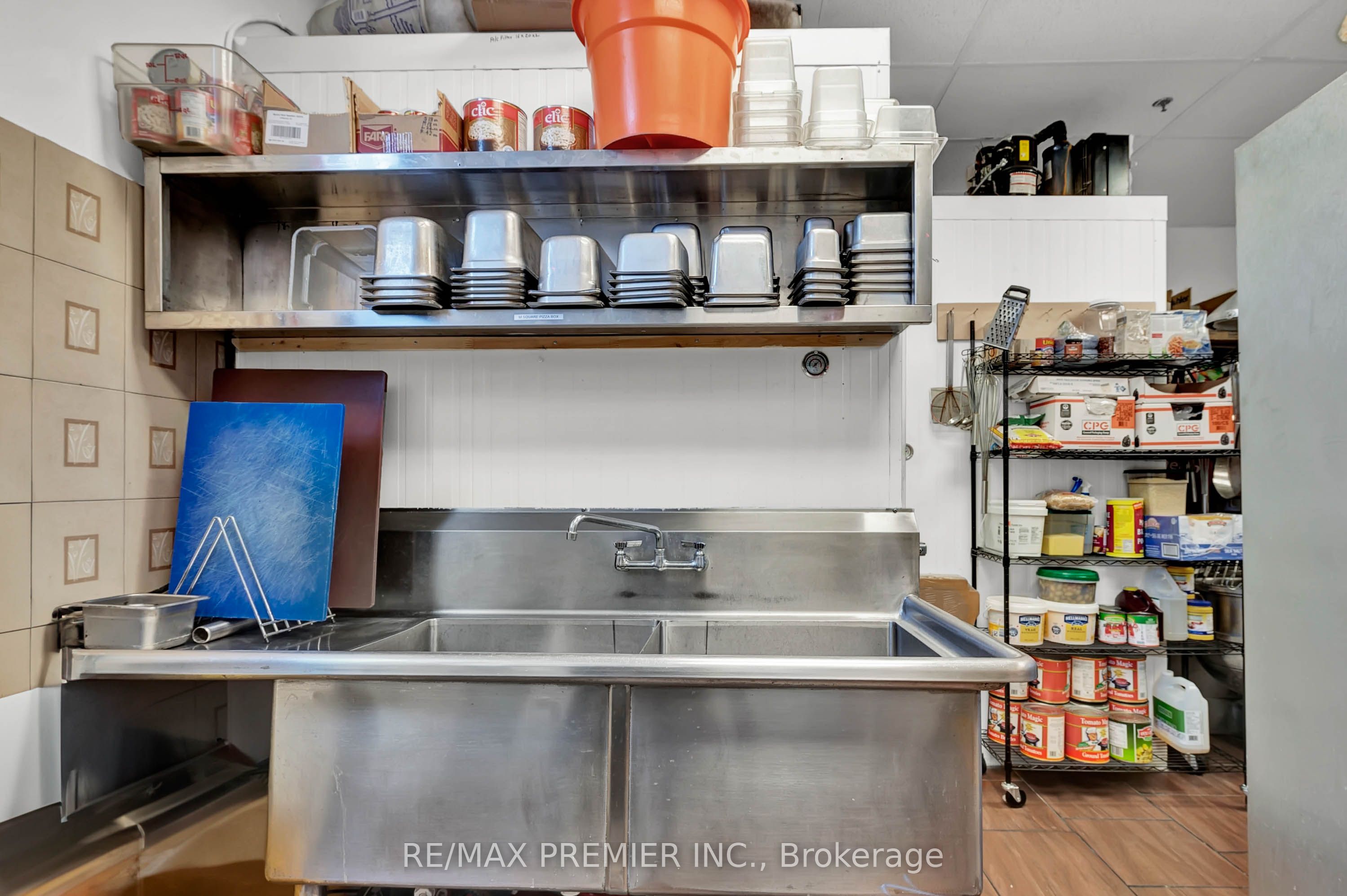 4000 Steeles Ave W Property Photo 27