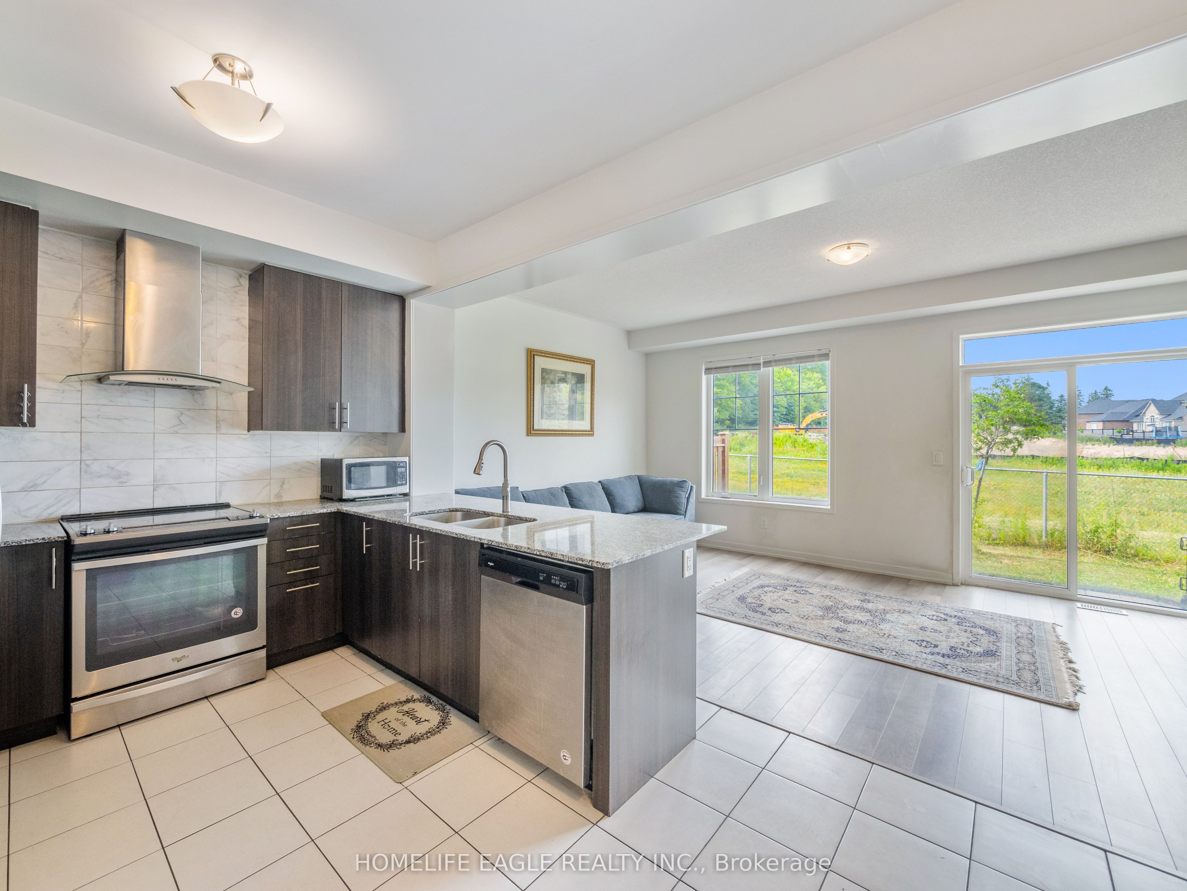 228 Bennett Street Property Photo 2