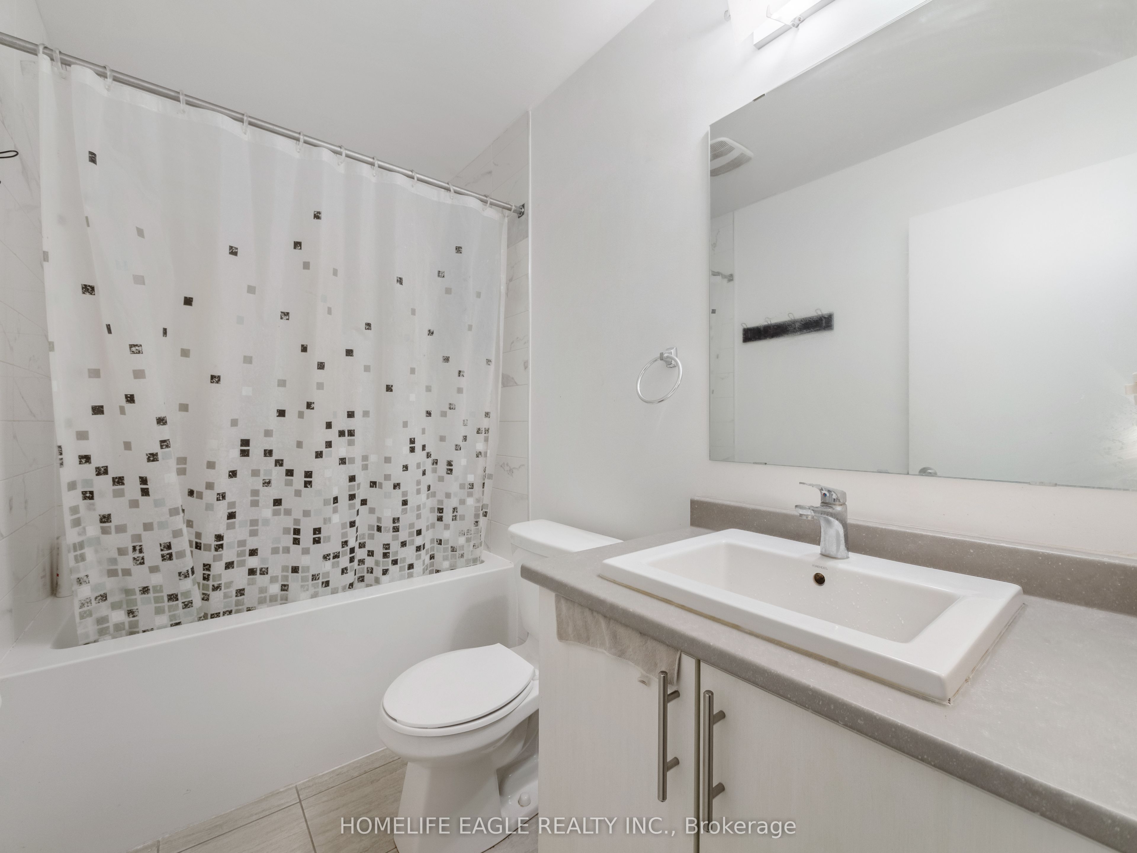 228 Bennett Street Property Photo 9