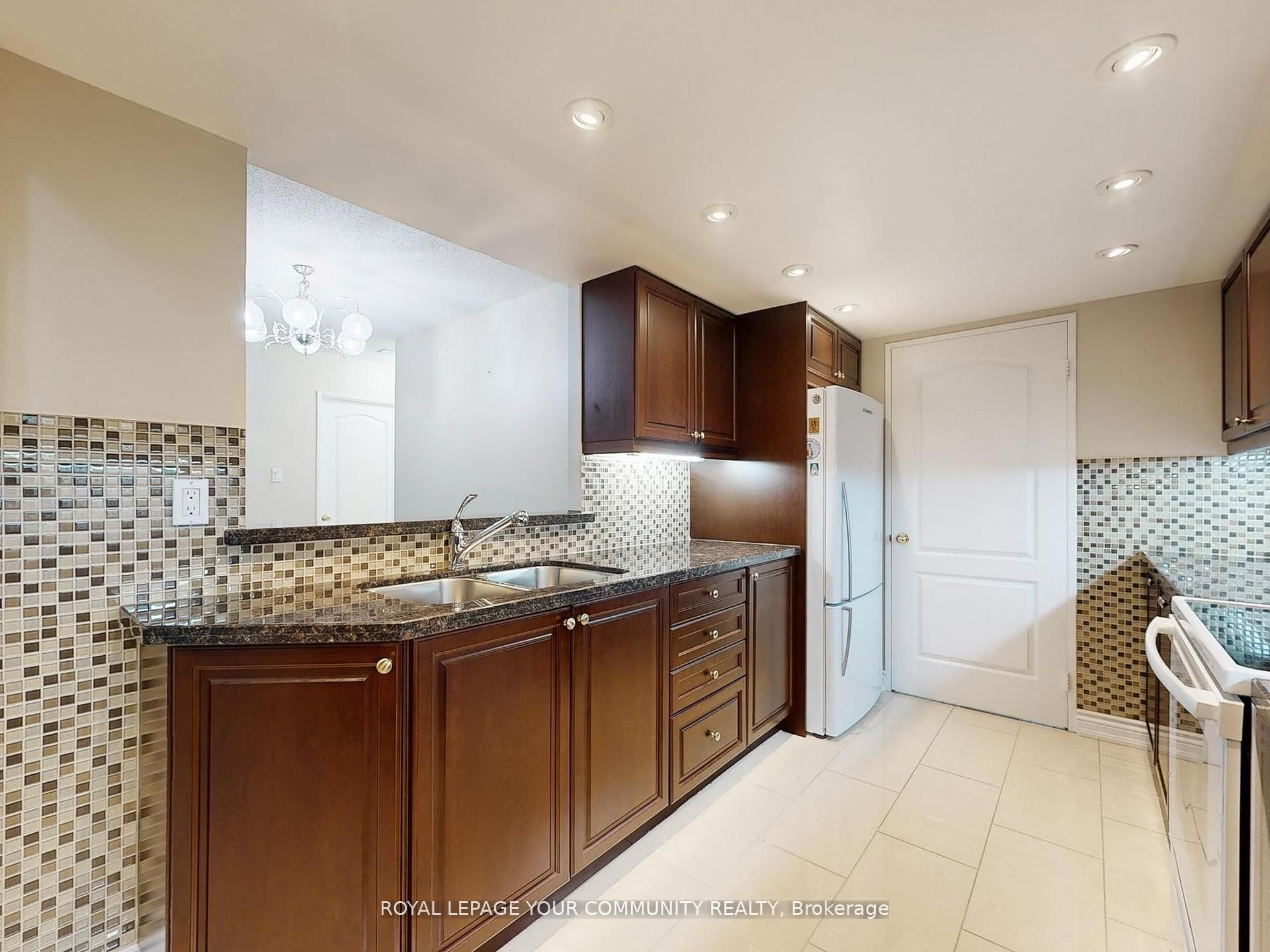 32 Clarissa Dr Property Photo 9