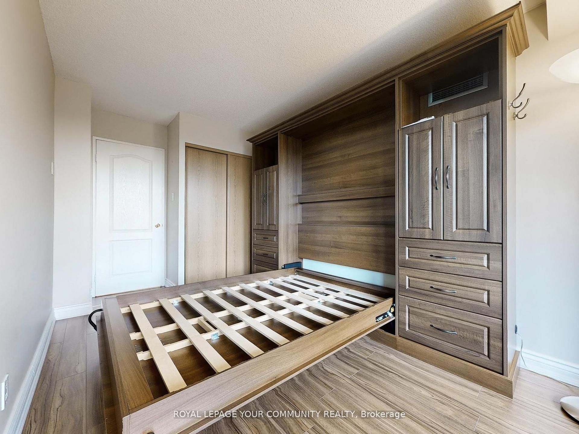 32 Clarissa Dr Property Photo 17