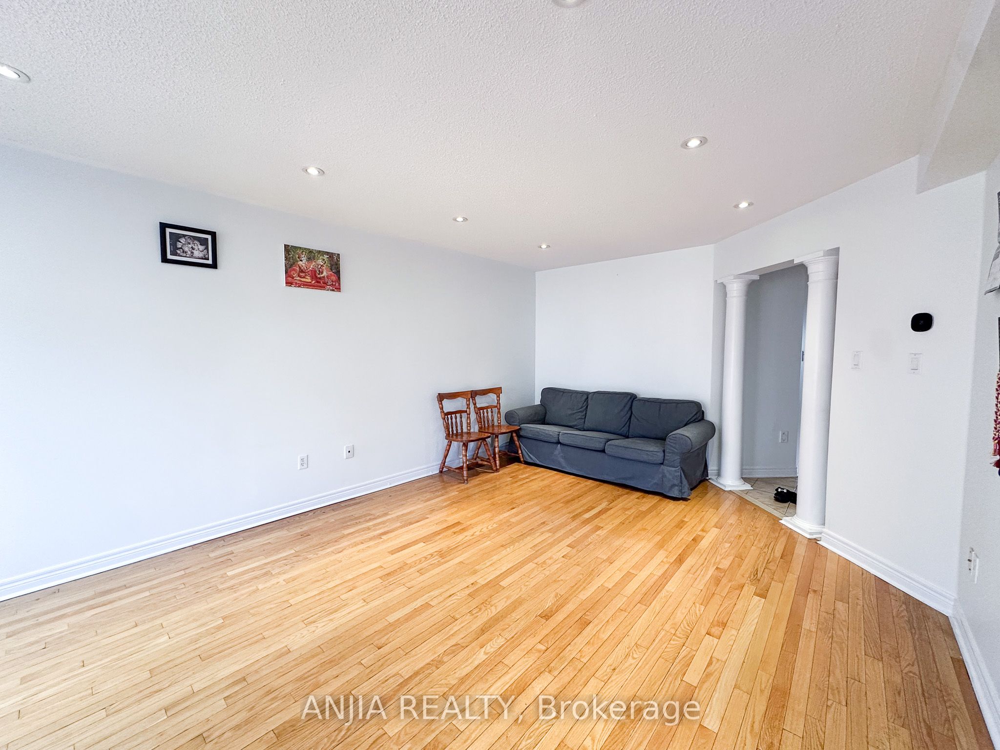 40 Cathmar Dr Property Photo 6