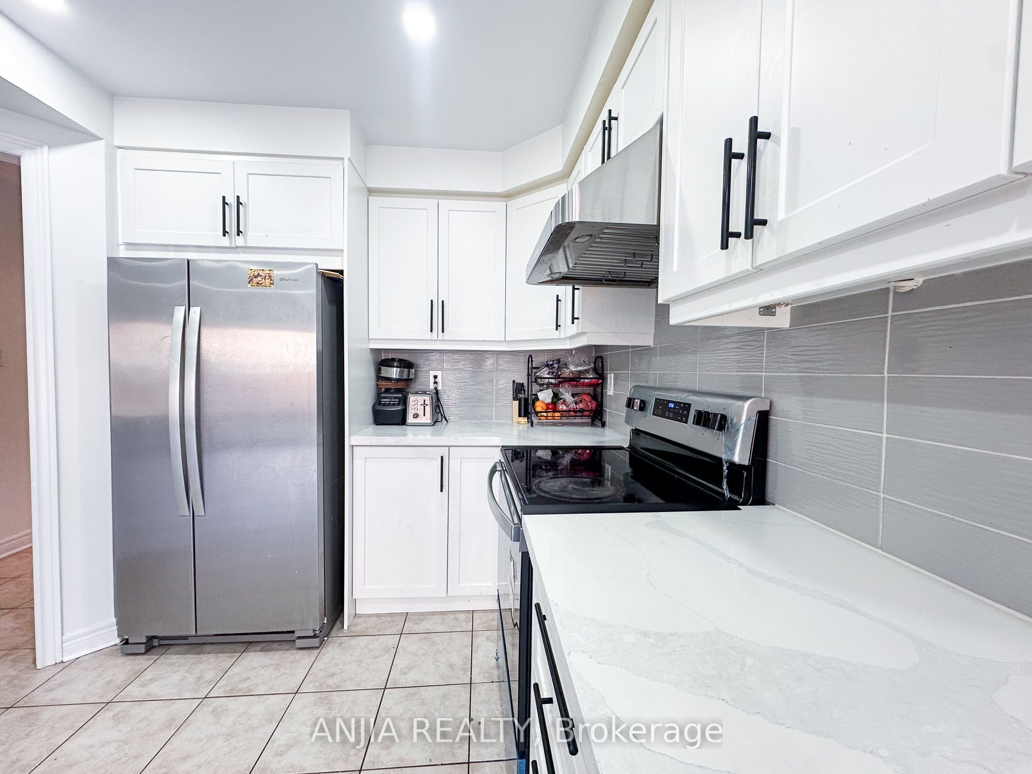 40 Cathmar Dr Property Photo 9