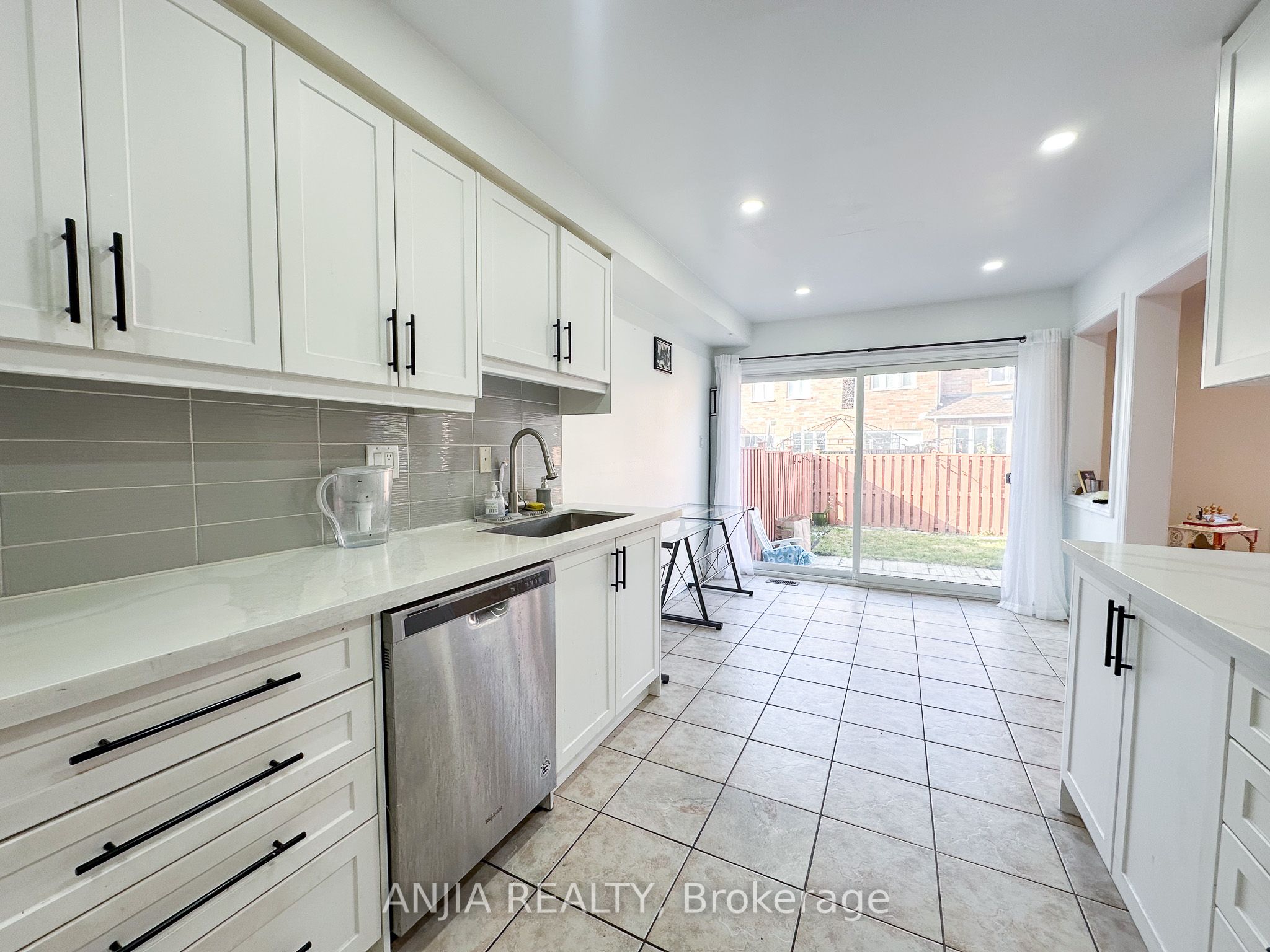 40 Cathmar Dr Property Photo 10