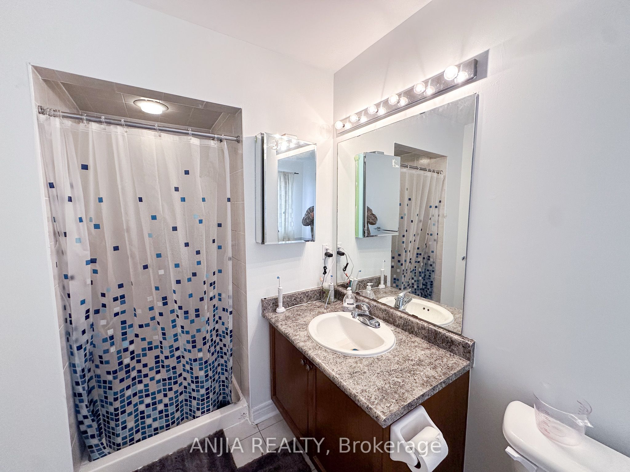 40 Cathmar Dr Property Photo 15