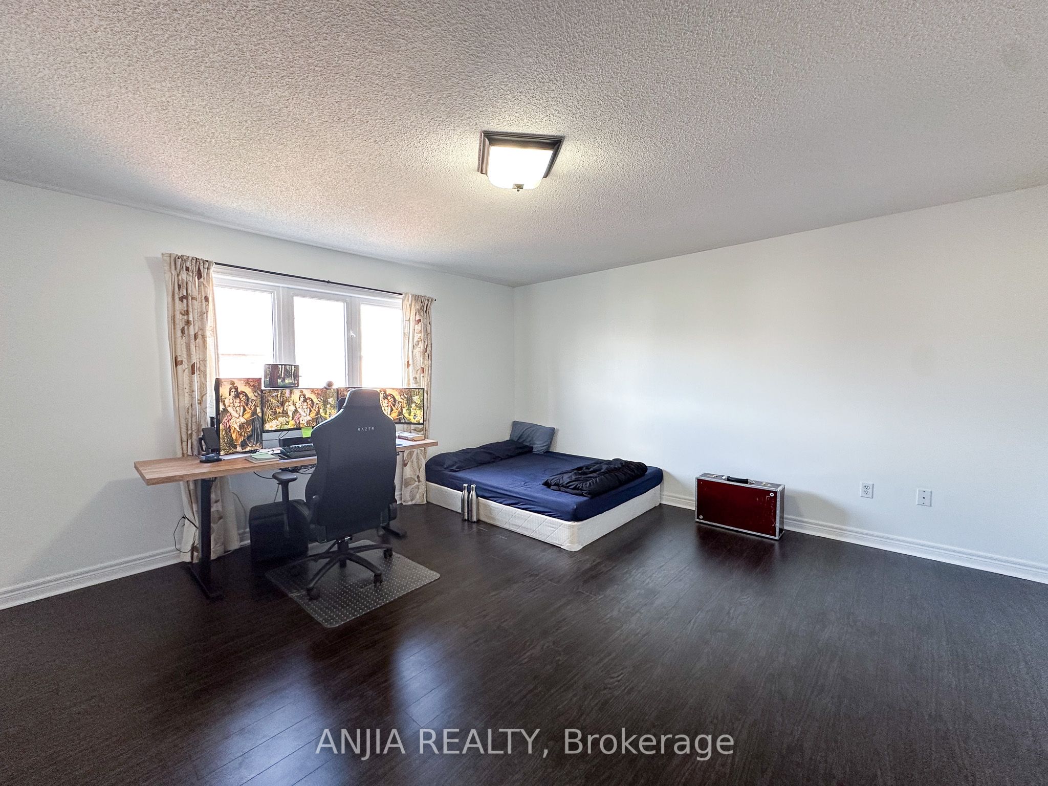 40 Cathmar Dr Property Photo 21