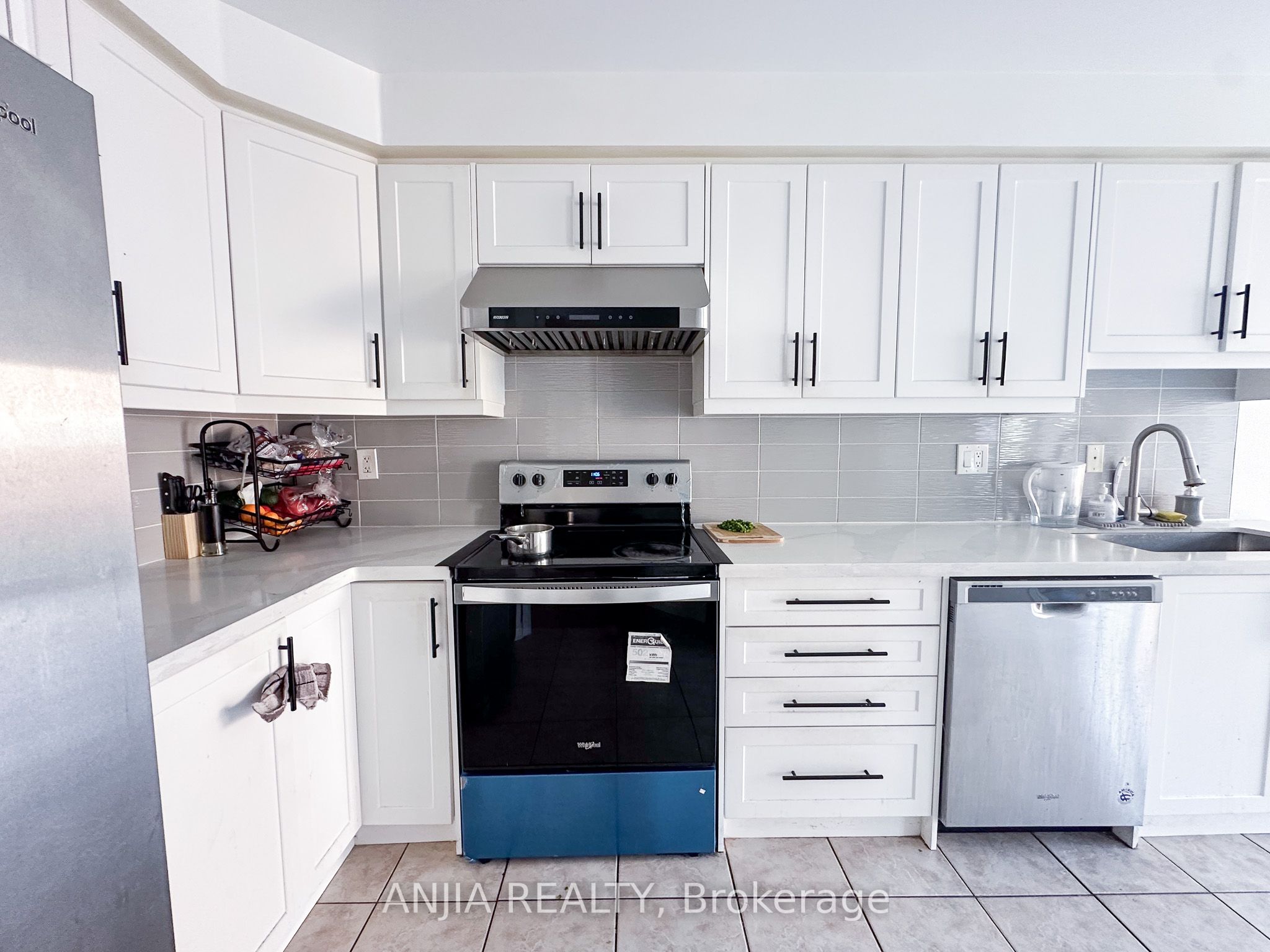 40 Cathmar Dr Property Photo 25