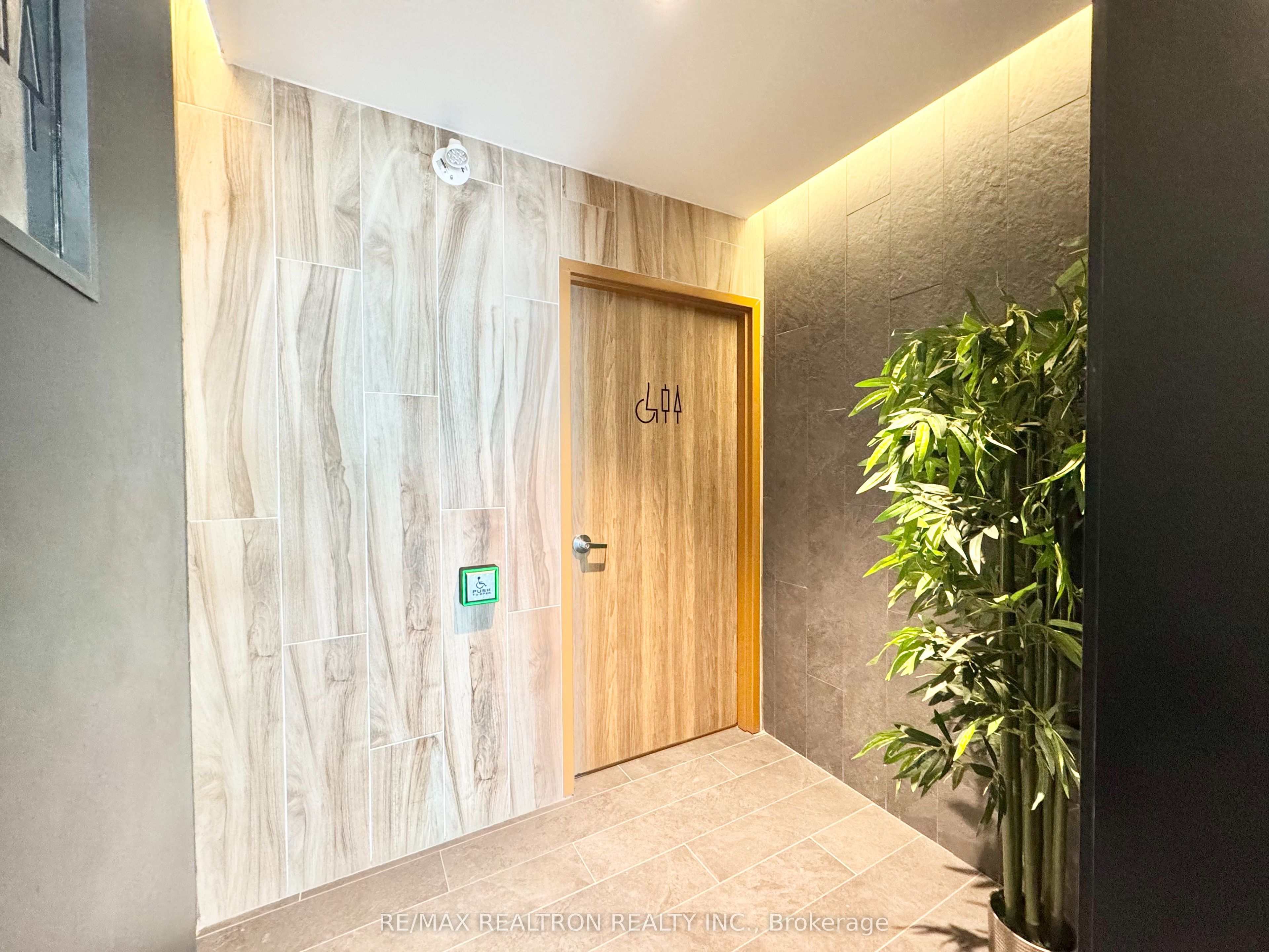 57 Harry Walker Pkwy S Property Photo 7